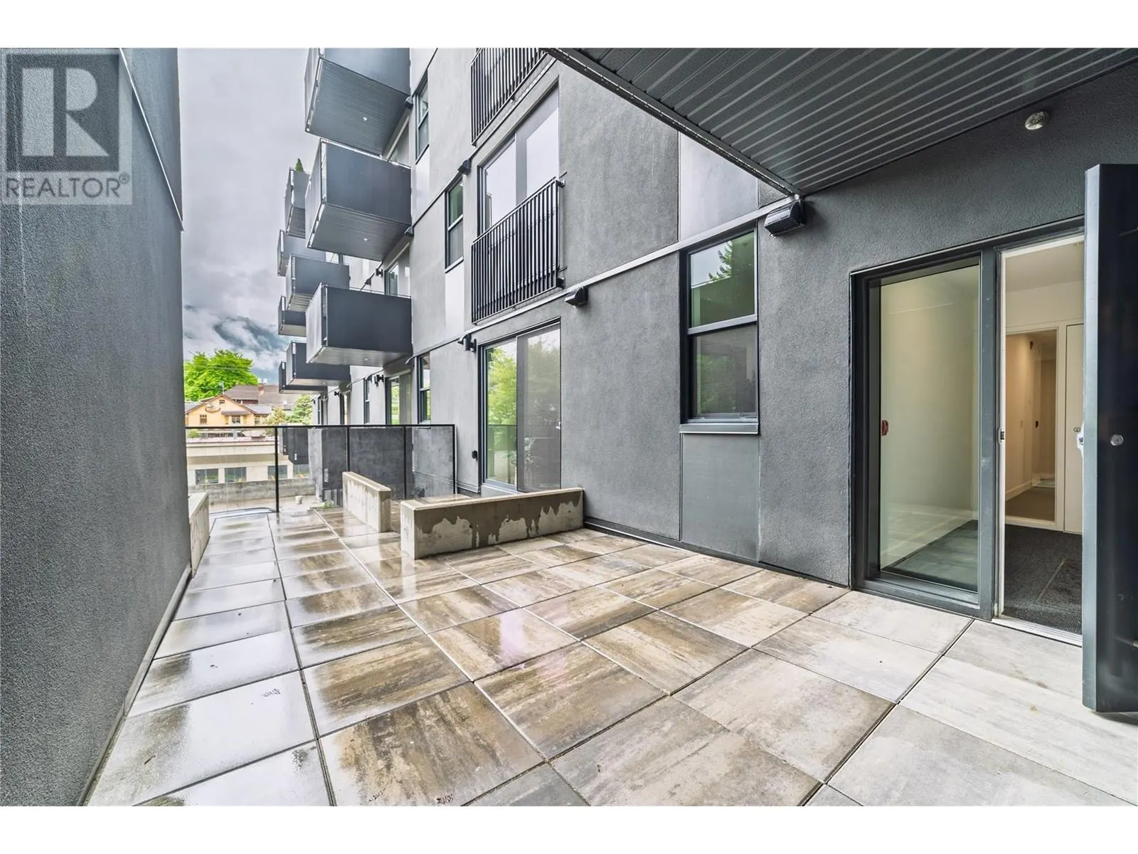 514 VICTORIA Street Unit# 207