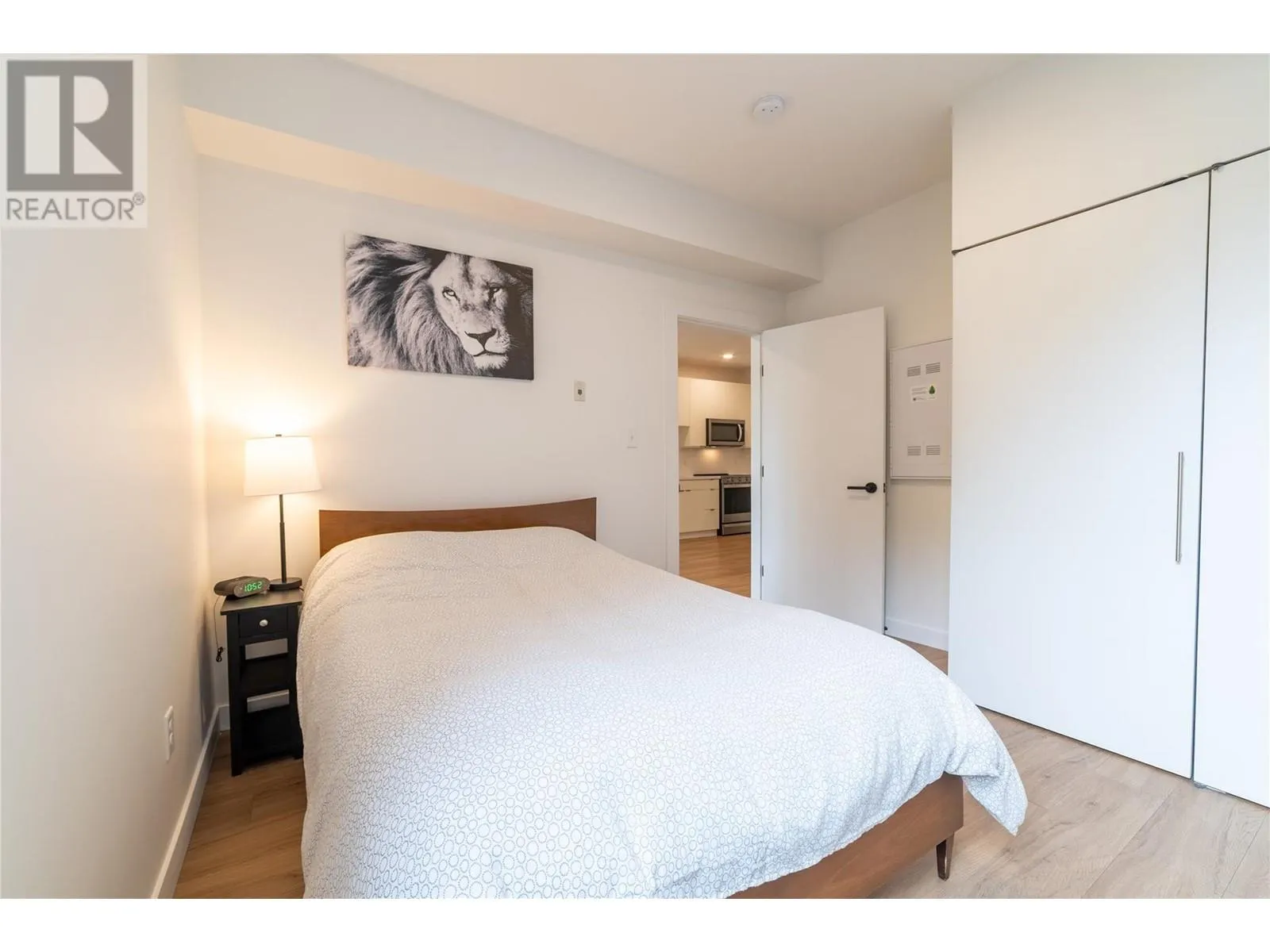 514 VICTORIA Street Unit# 207