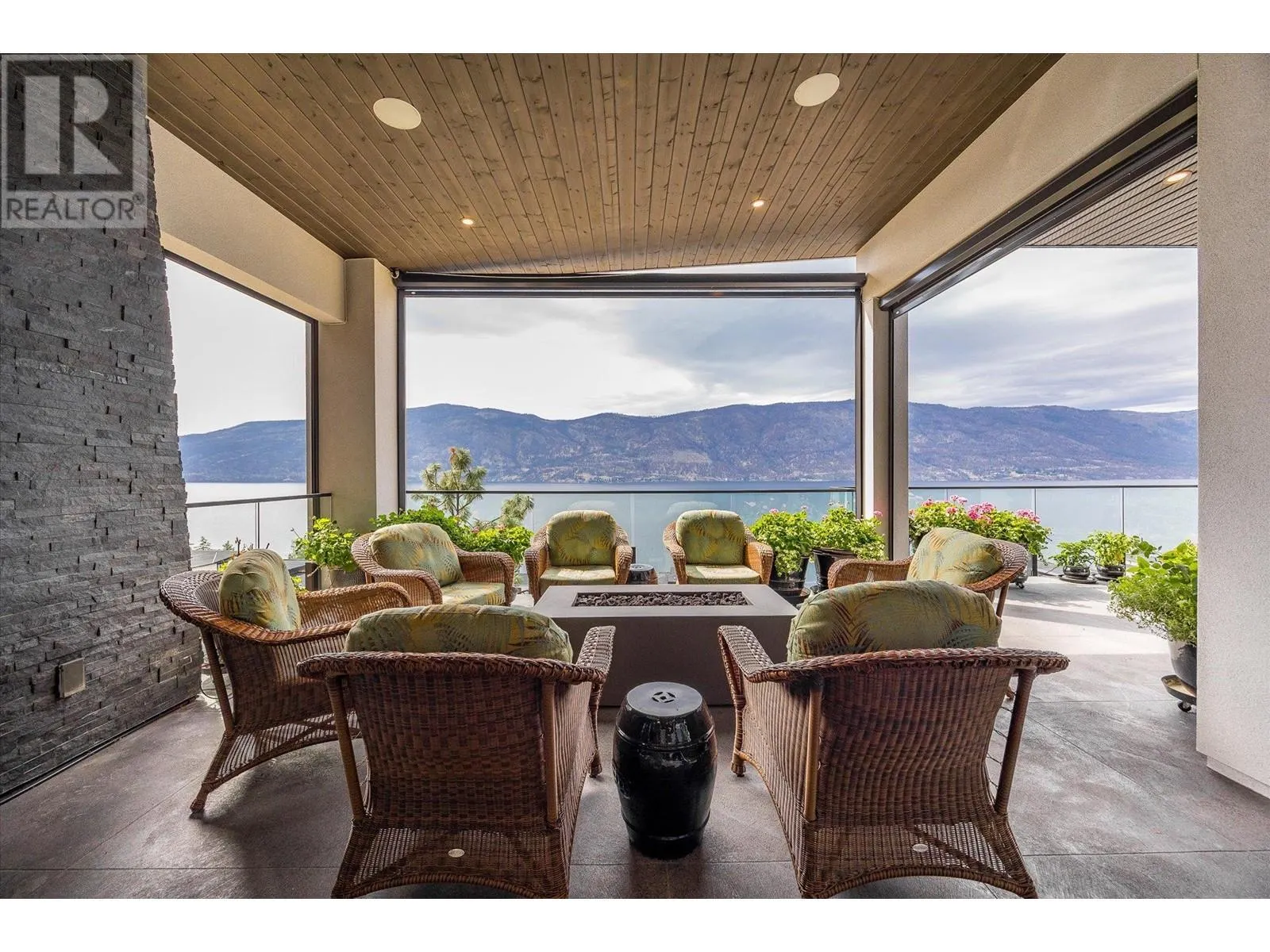 3572 Wild Rose Road