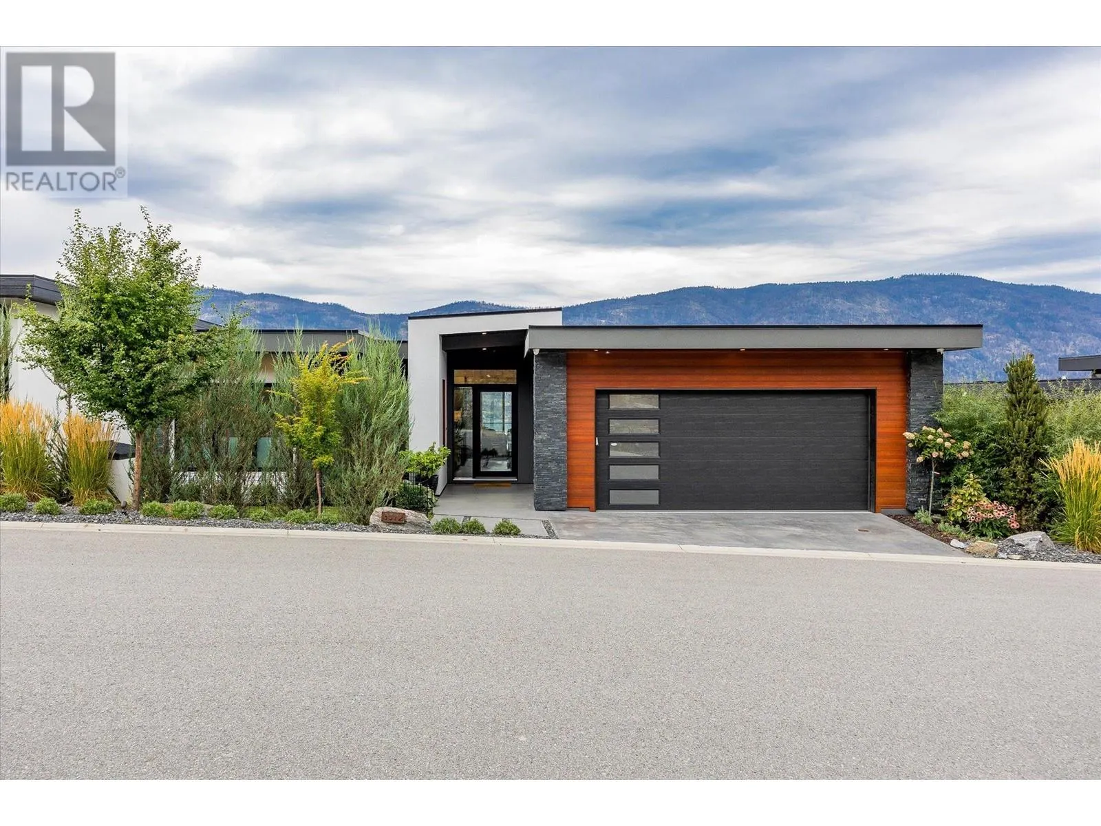 3572 Wild Rose Road