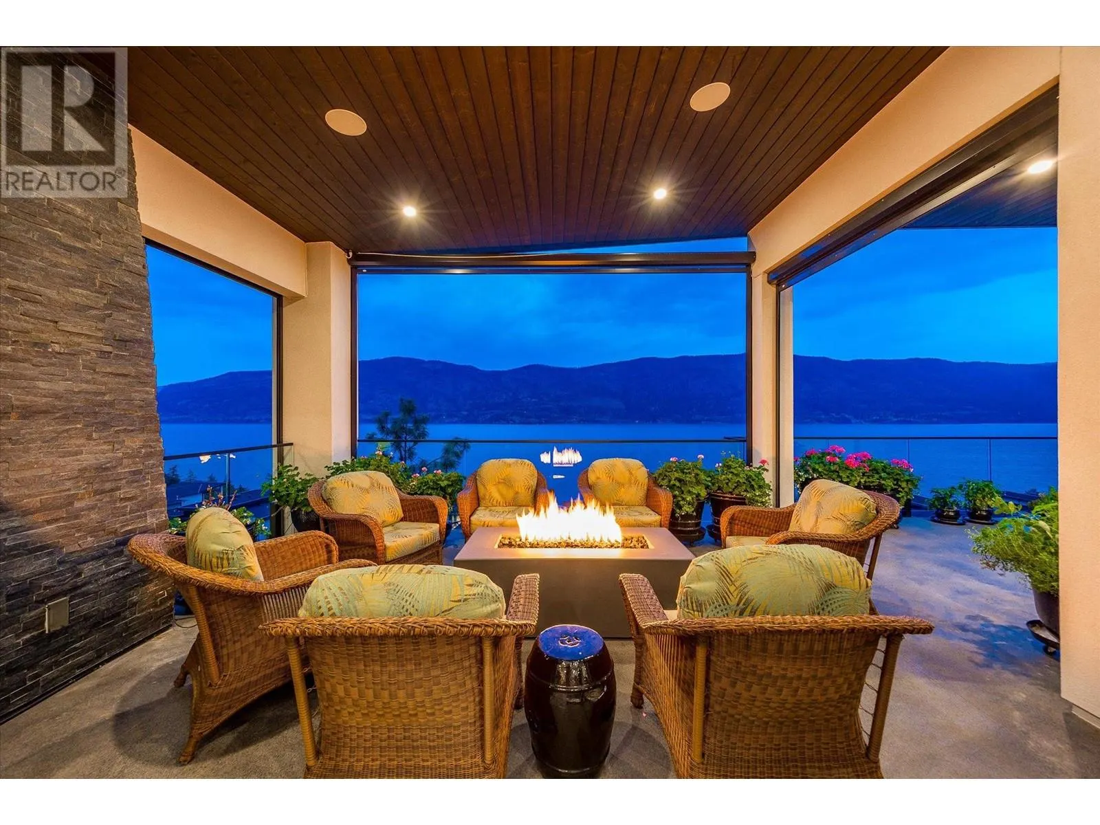 3572 Wild Rose Road