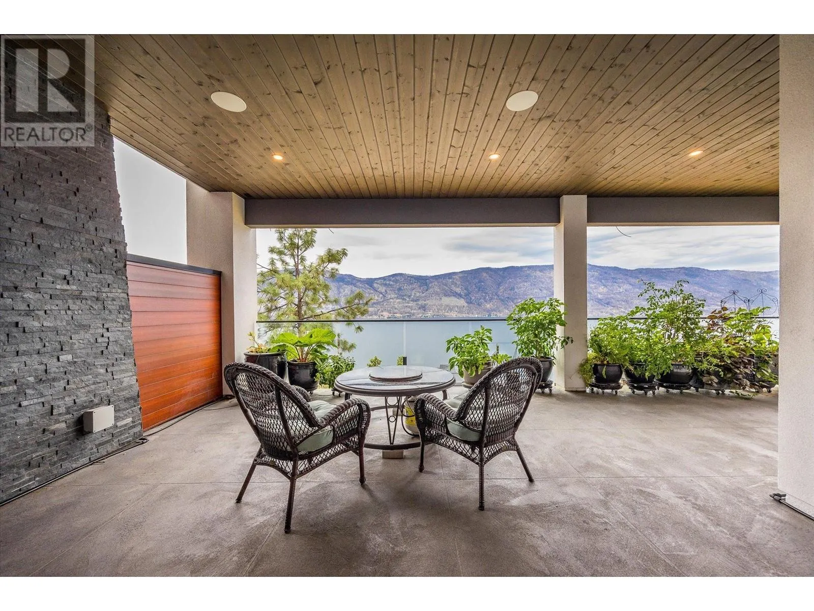 3572 Wild Rose Road