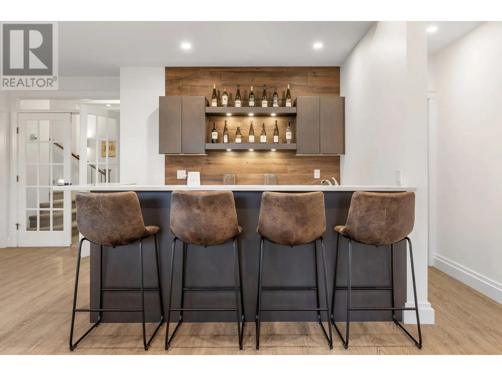2584 Lucinde Road