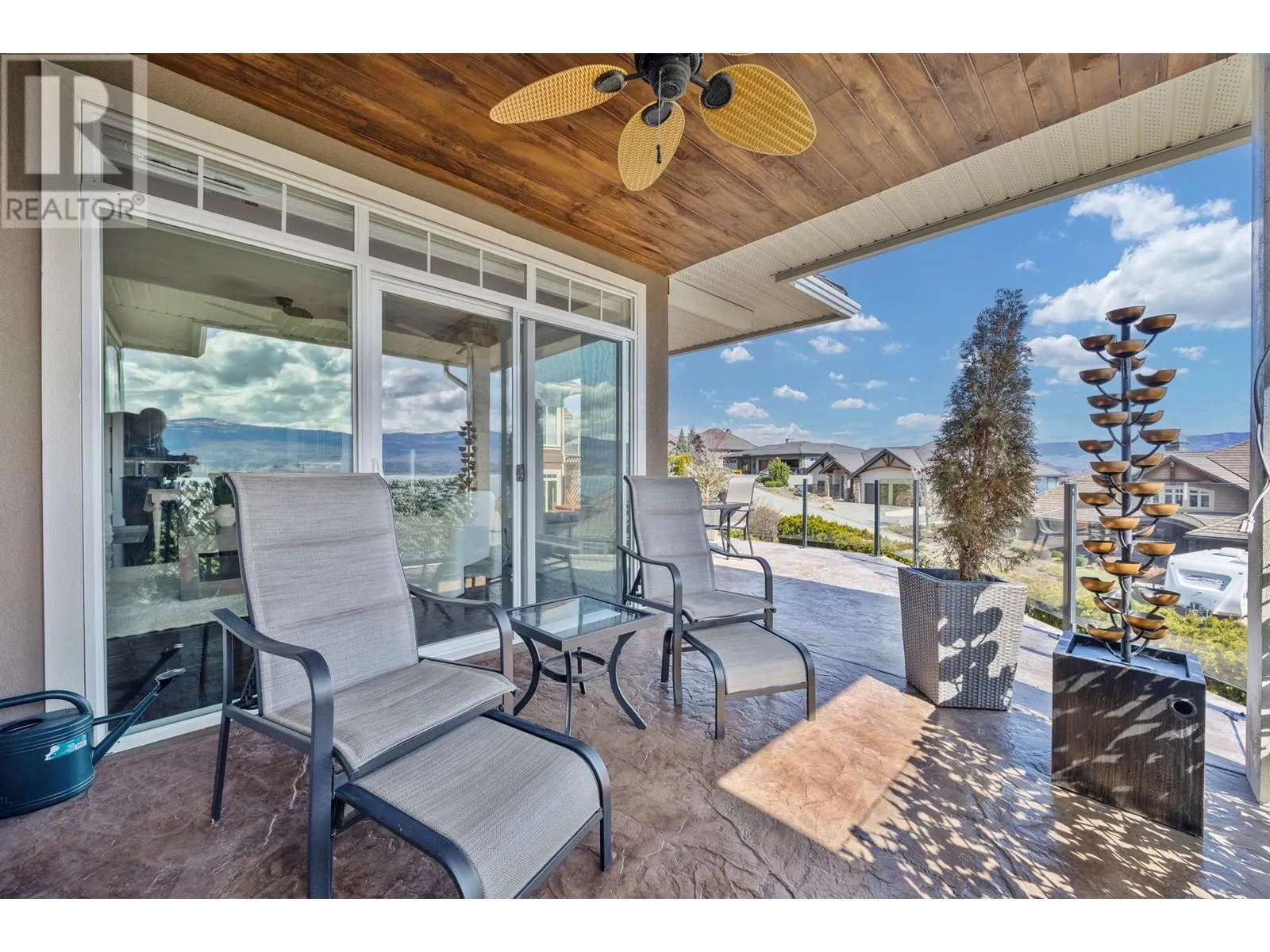2584 Lucinde Road