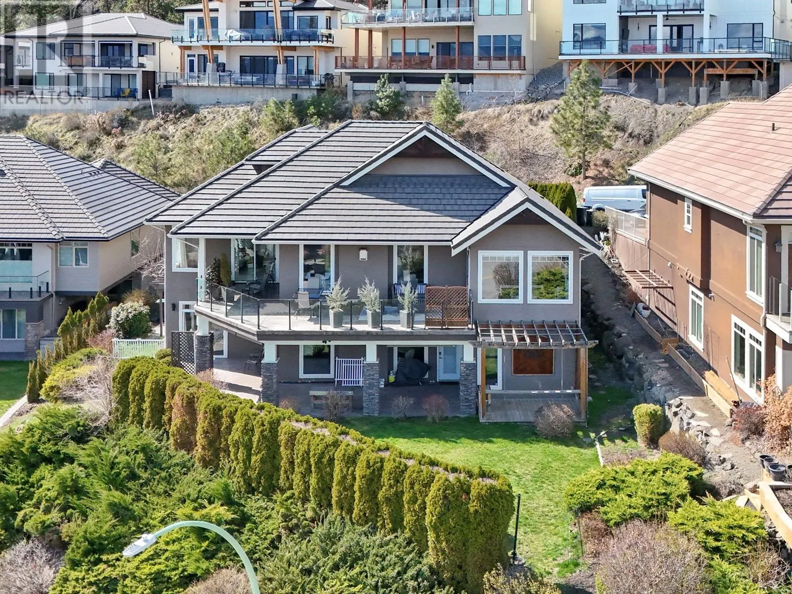 2584 Lucinde Road