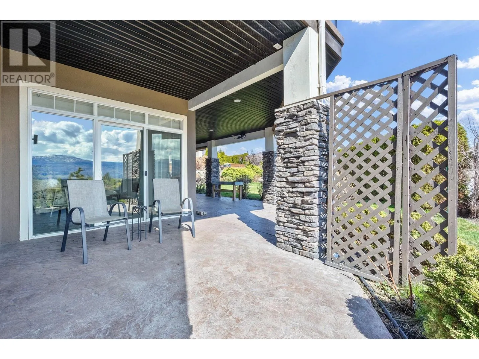 2584 Lucinde Road