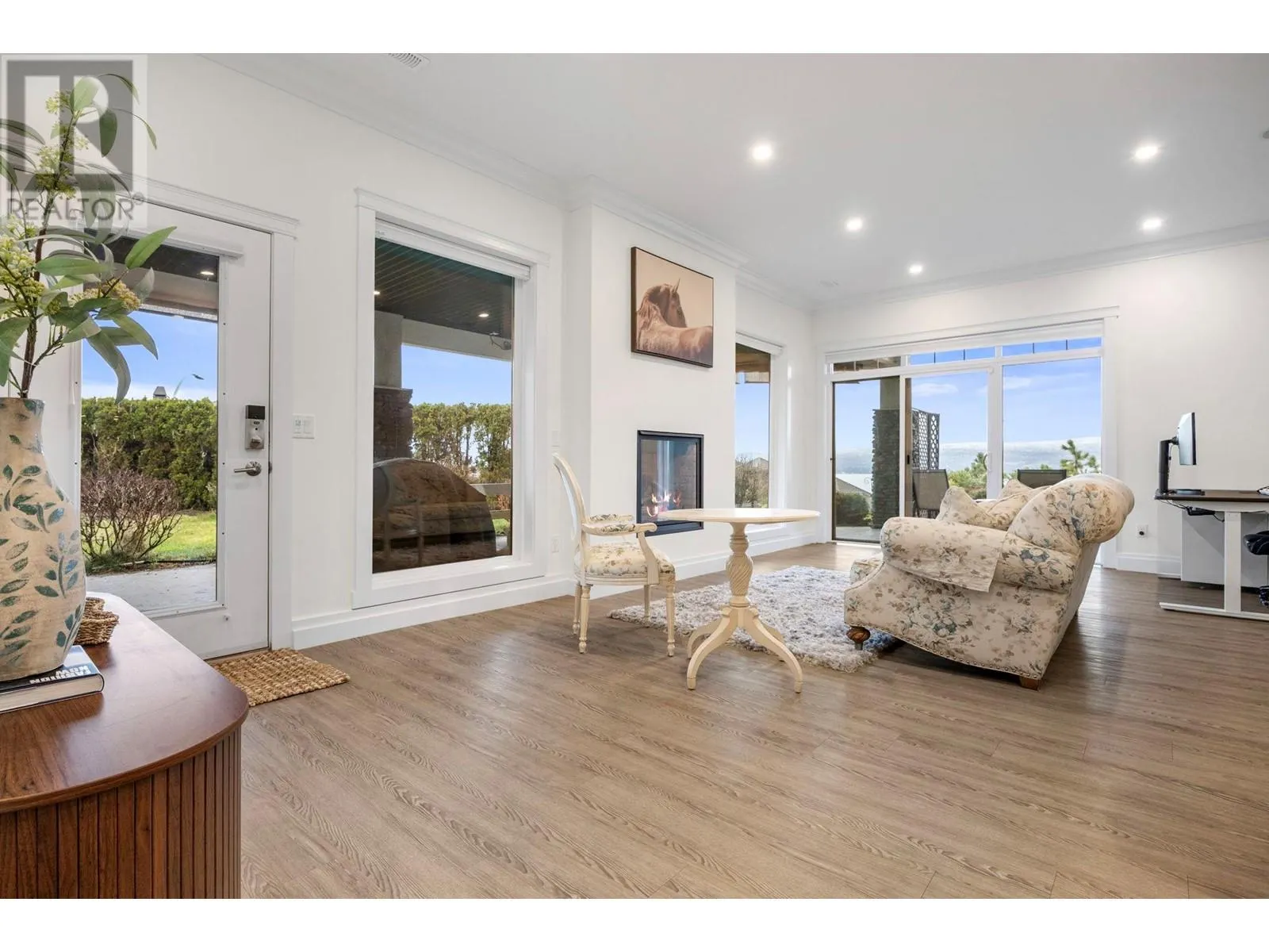 2584 Lucinde Road
