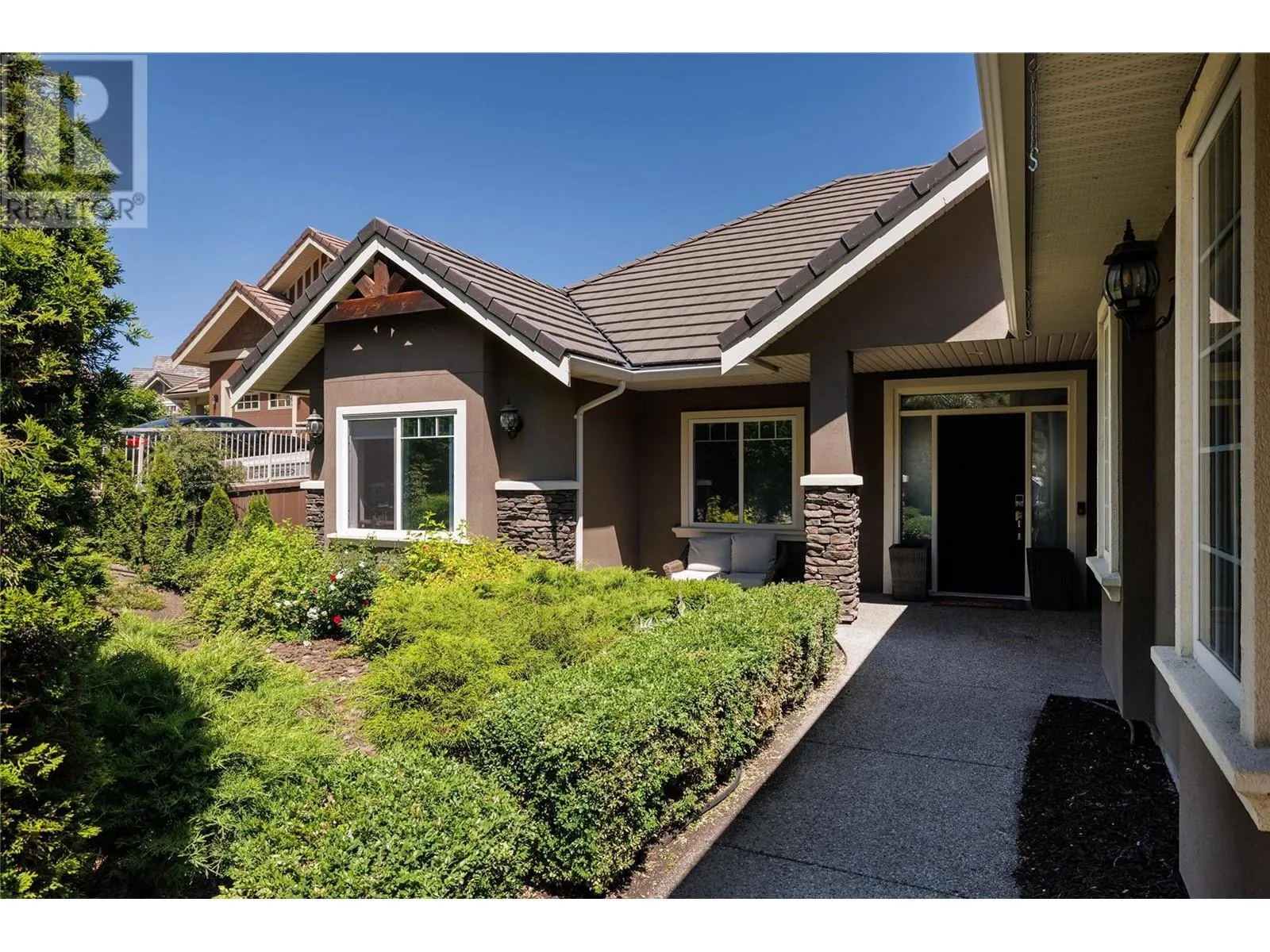2584 Lucinde Road