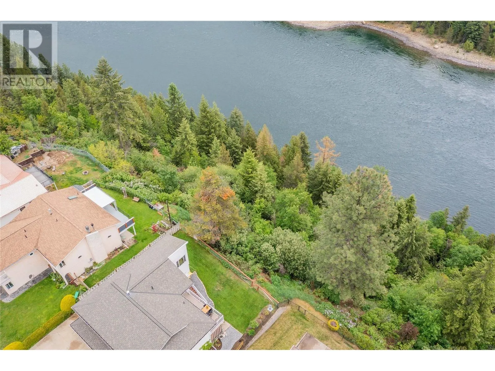 1923 Riverside Crescent