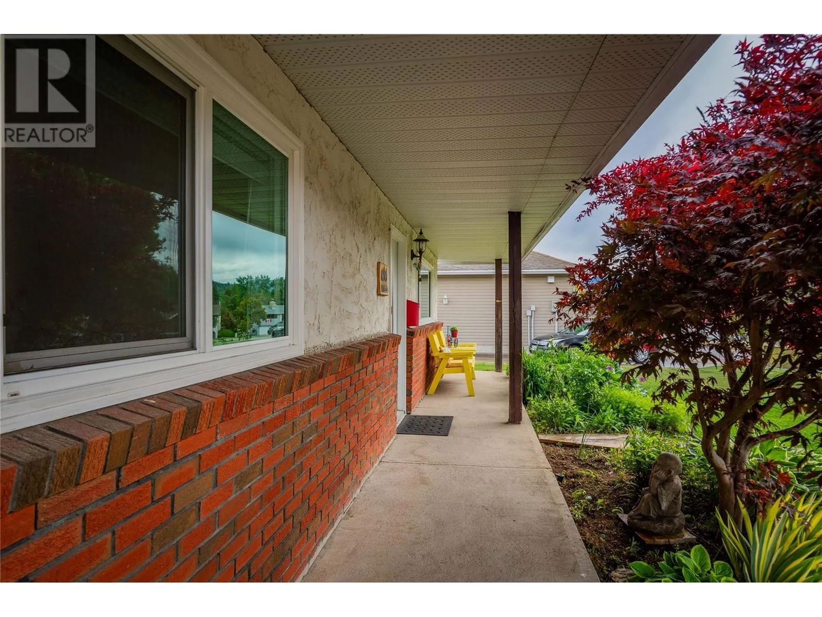 1923 Riverside Crescent