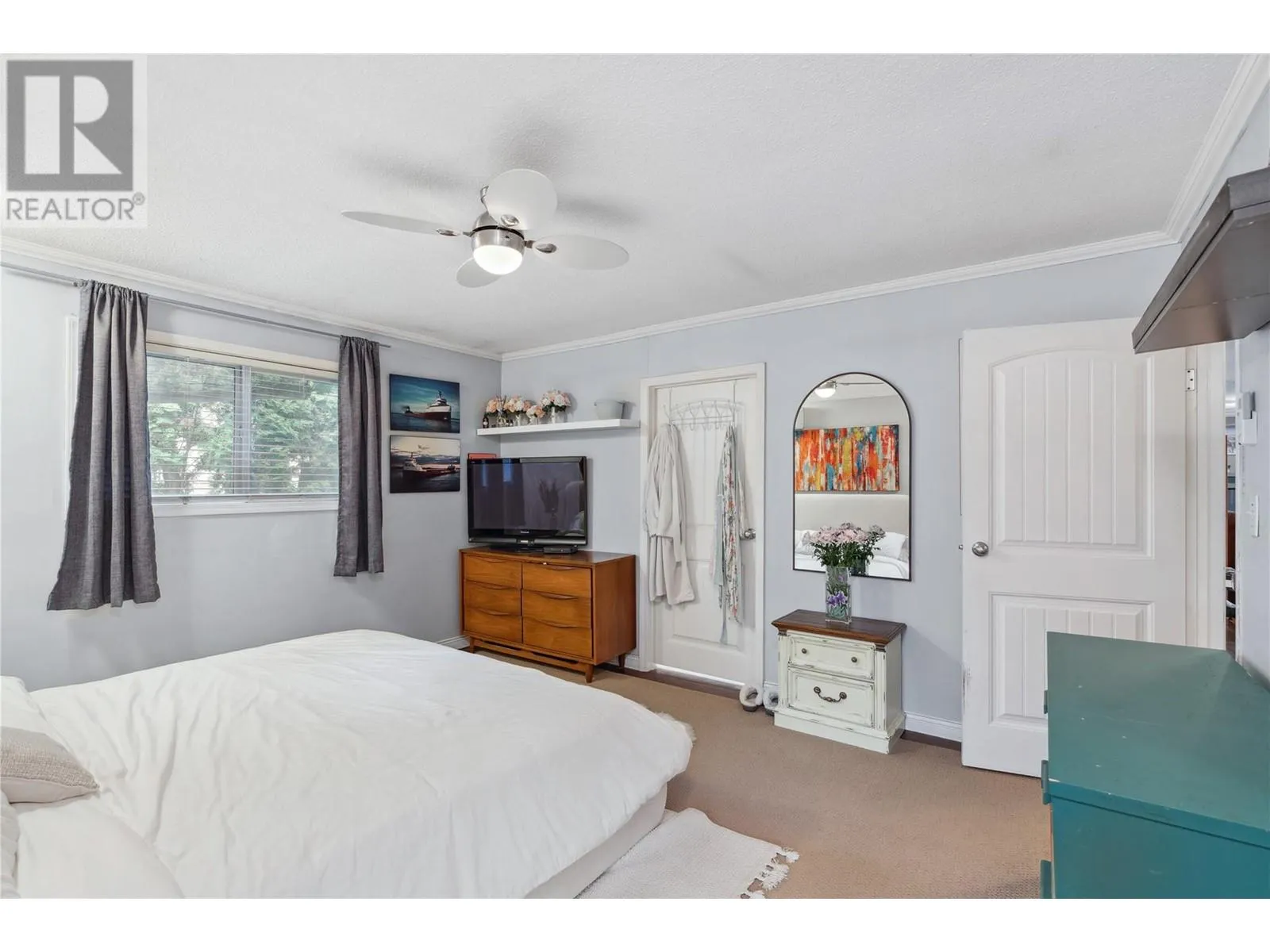 3404 Alexis Park Drive