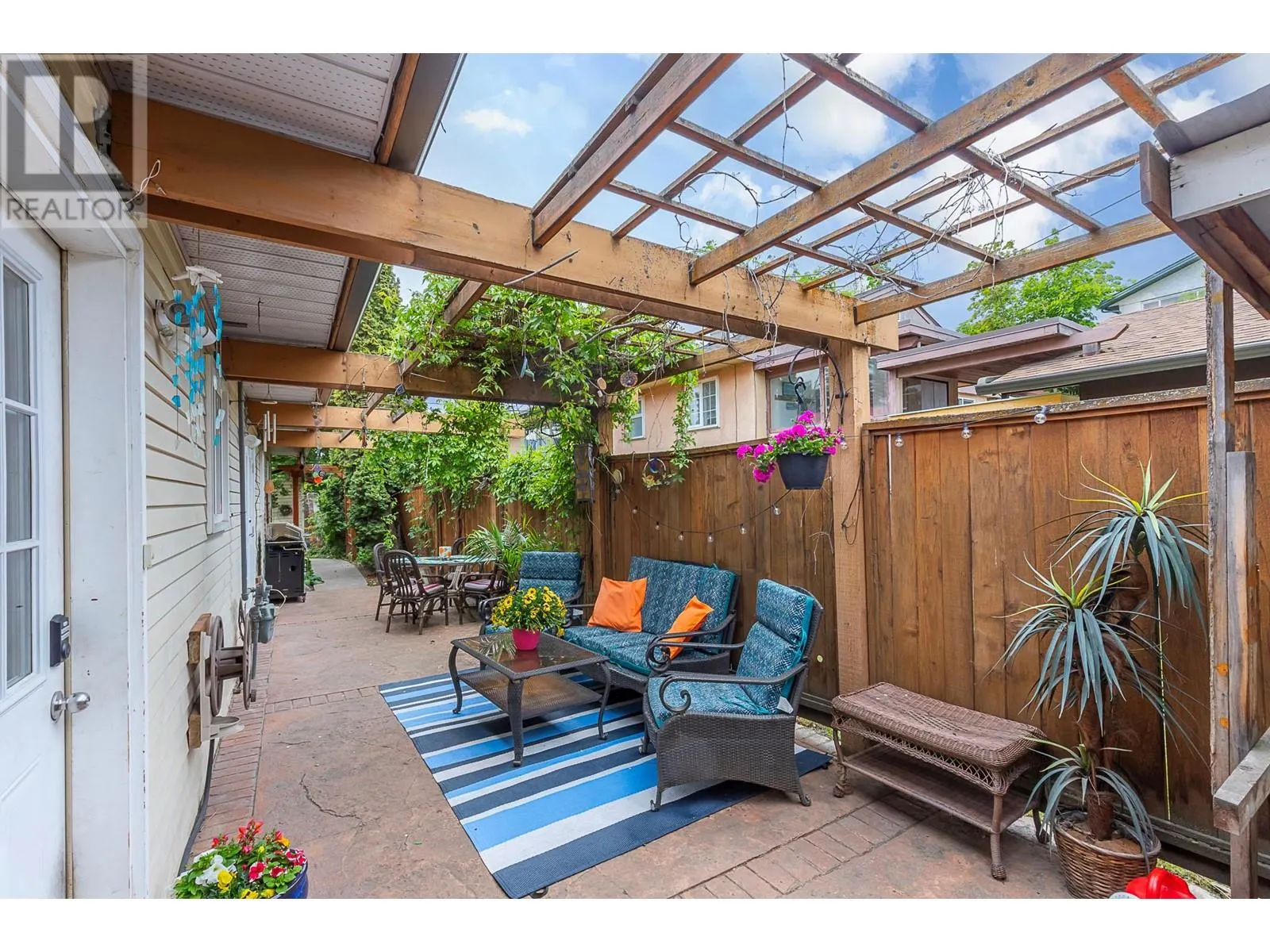 3404 Alexis Park Drive