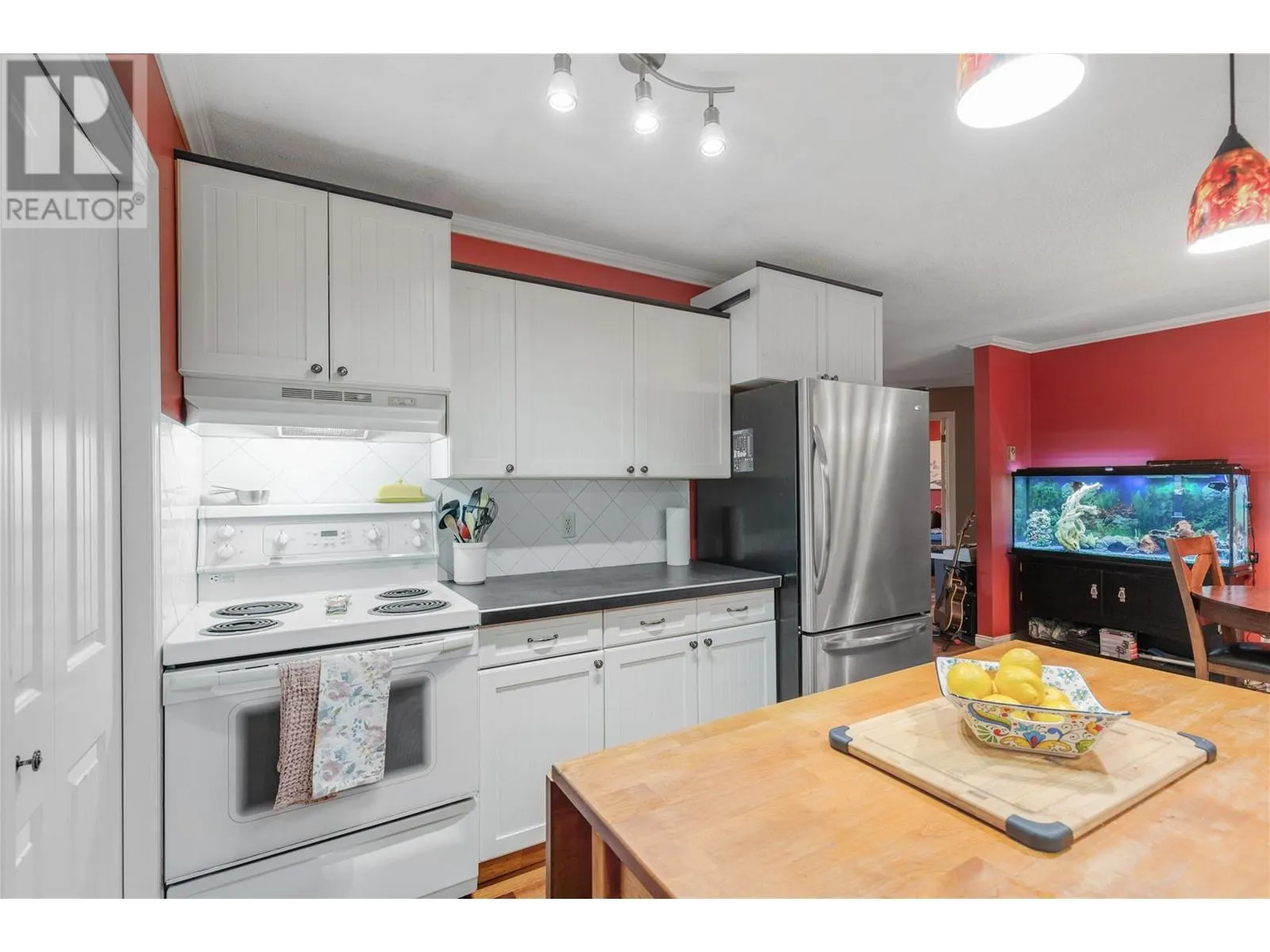 3404 Alexis Park Drive
