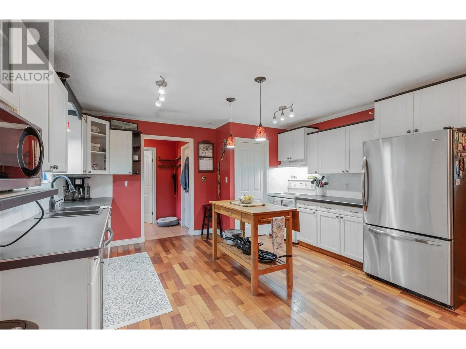 3404 Alexis Park Drive