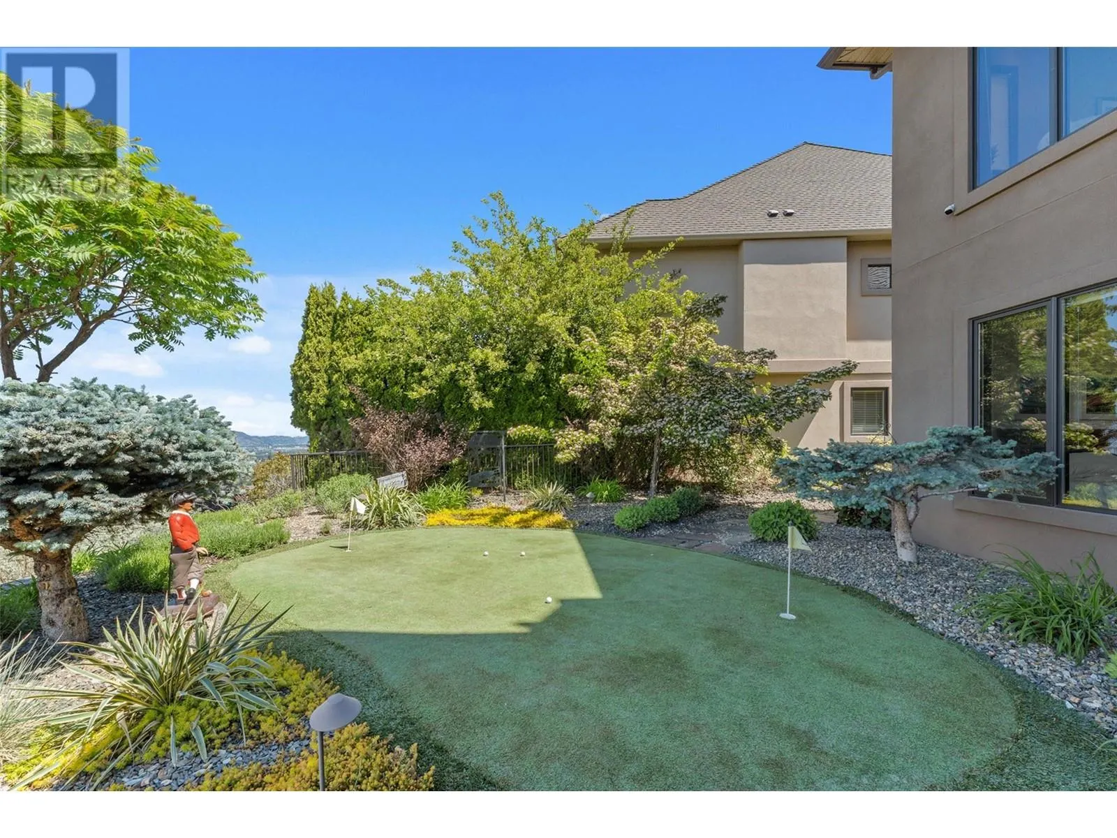 734 Marin Crescent