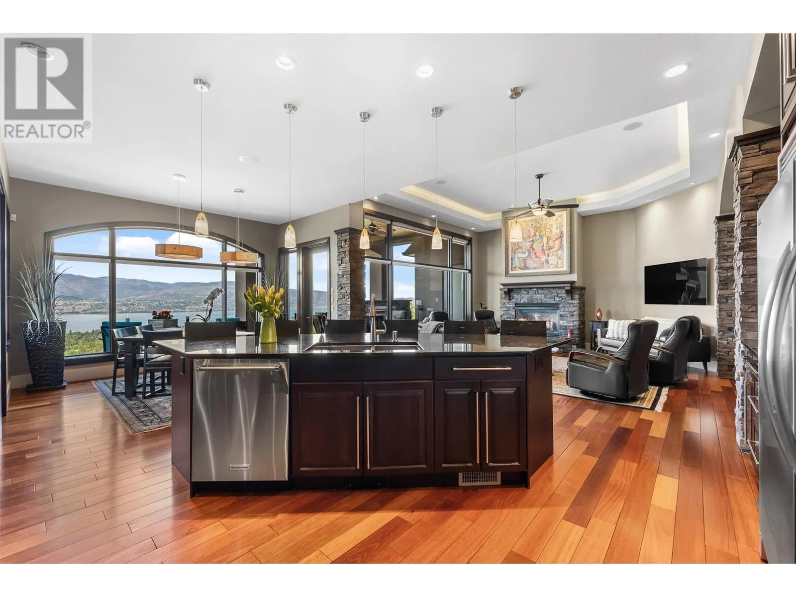 734 Marin Crescent