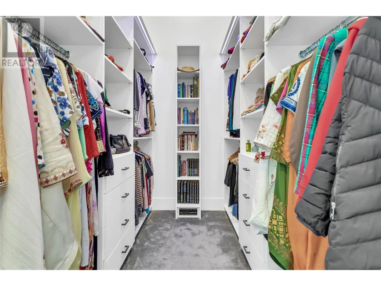120 Silversage Terrace