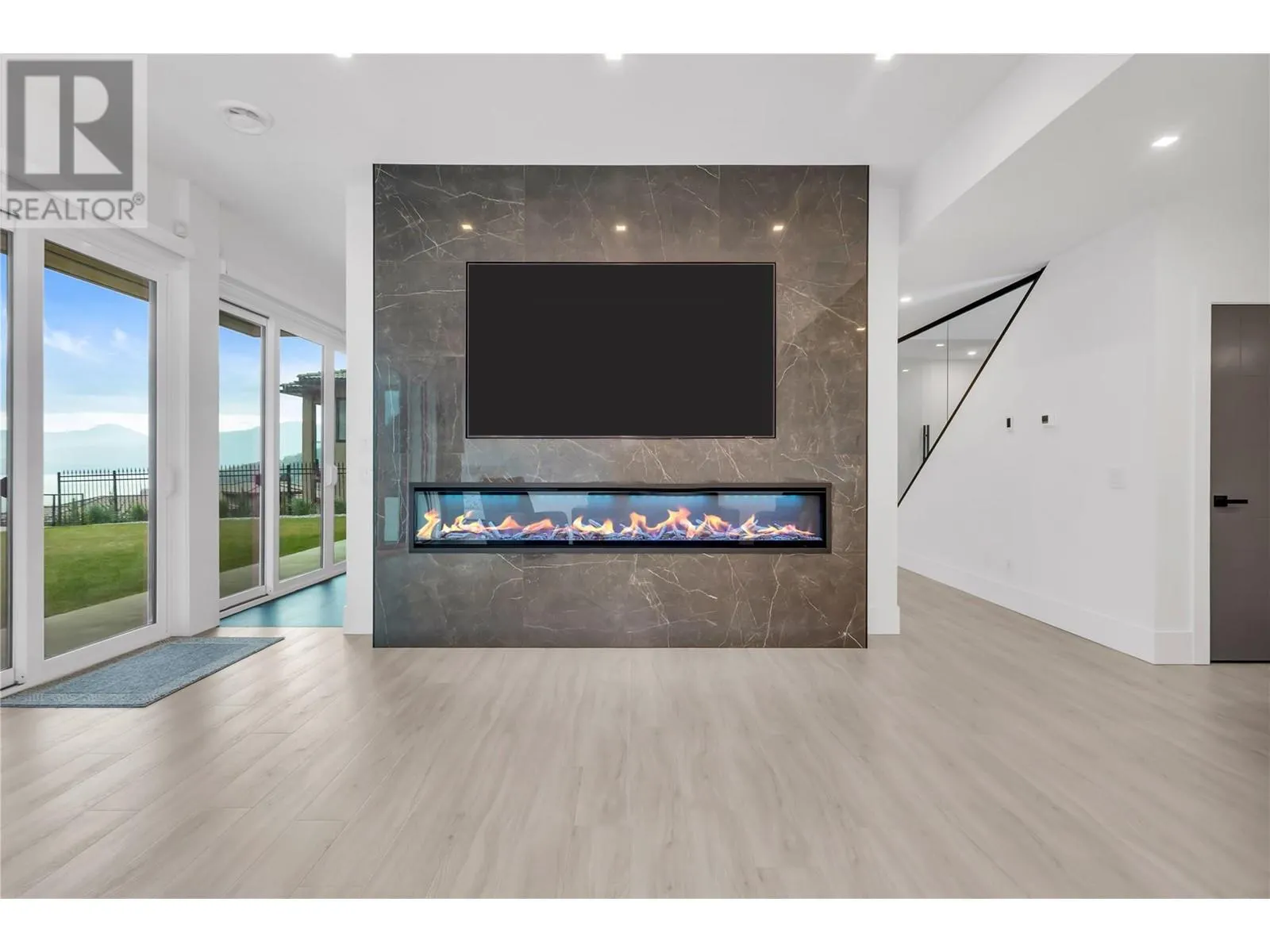 120 Silversage Terrace