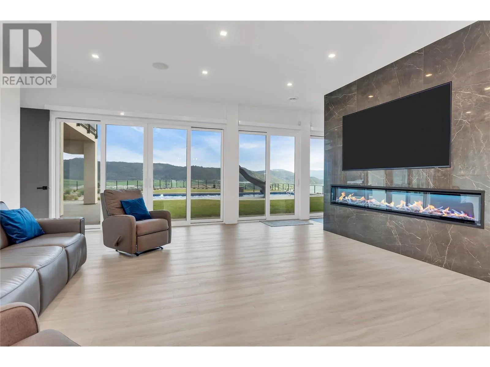 120 Silversage Terrace