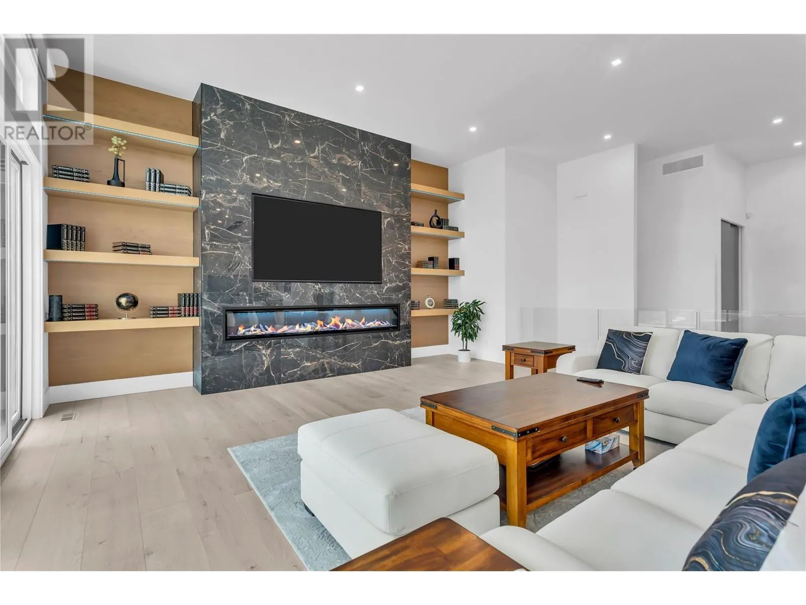 120 Silversage Terrace