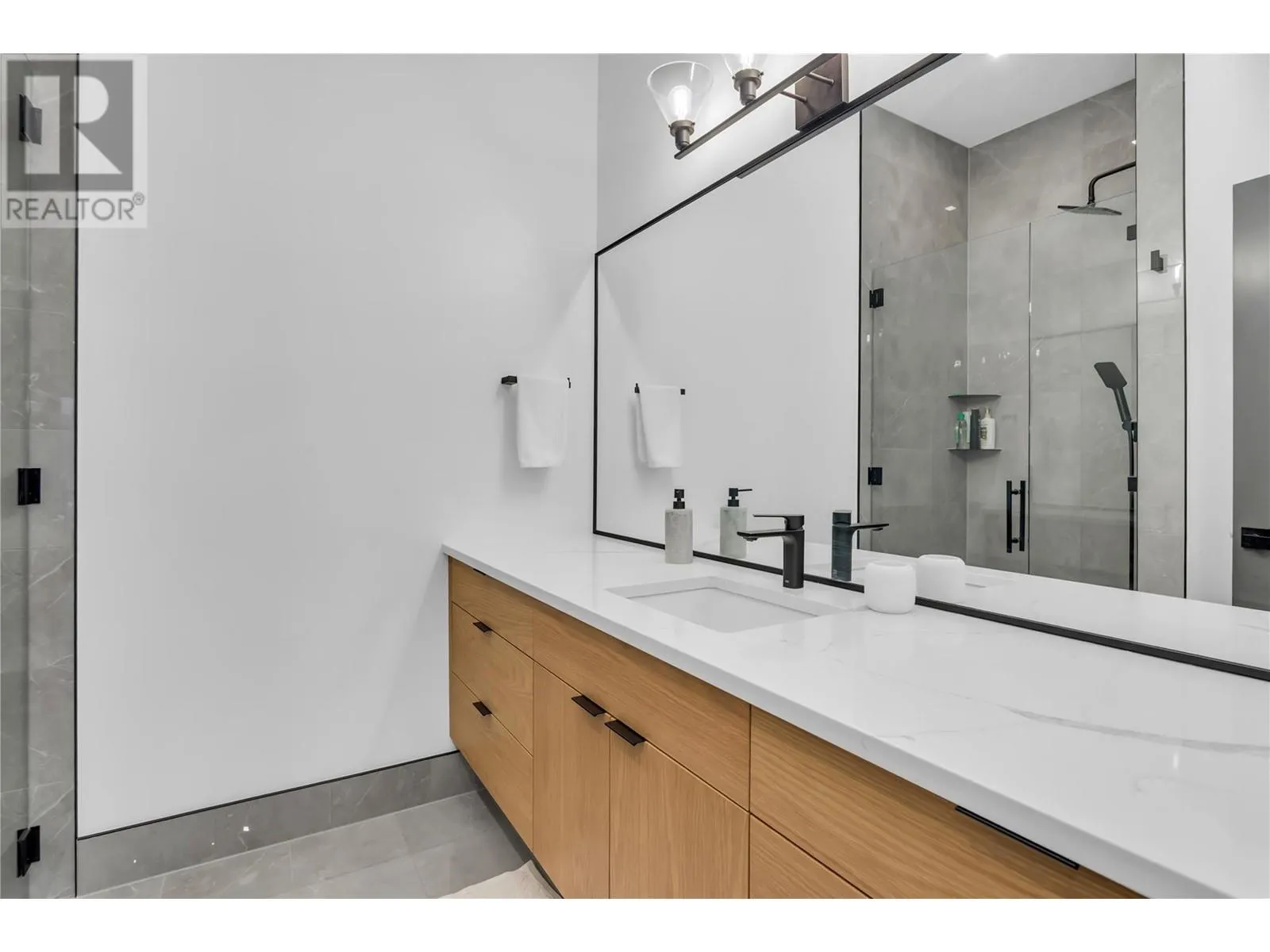 120 Silversage Terrace