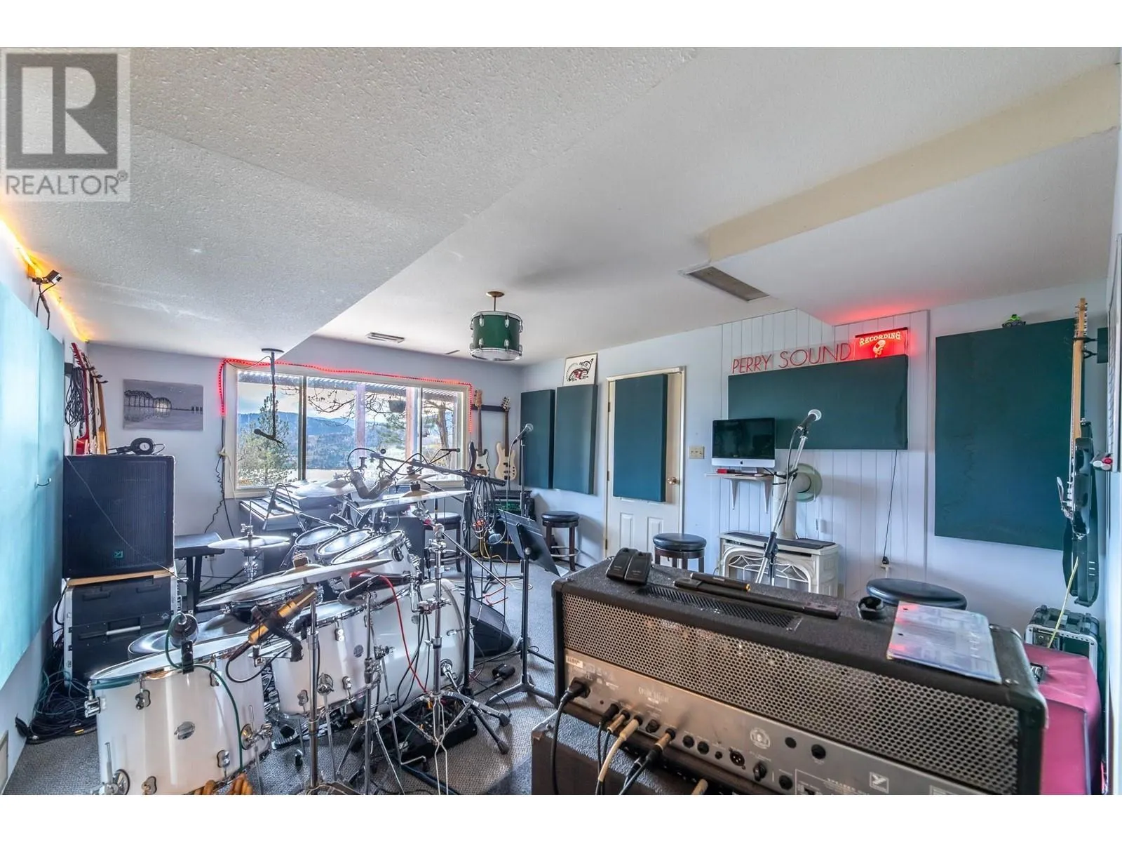 223 SUNNYBROOK Drive