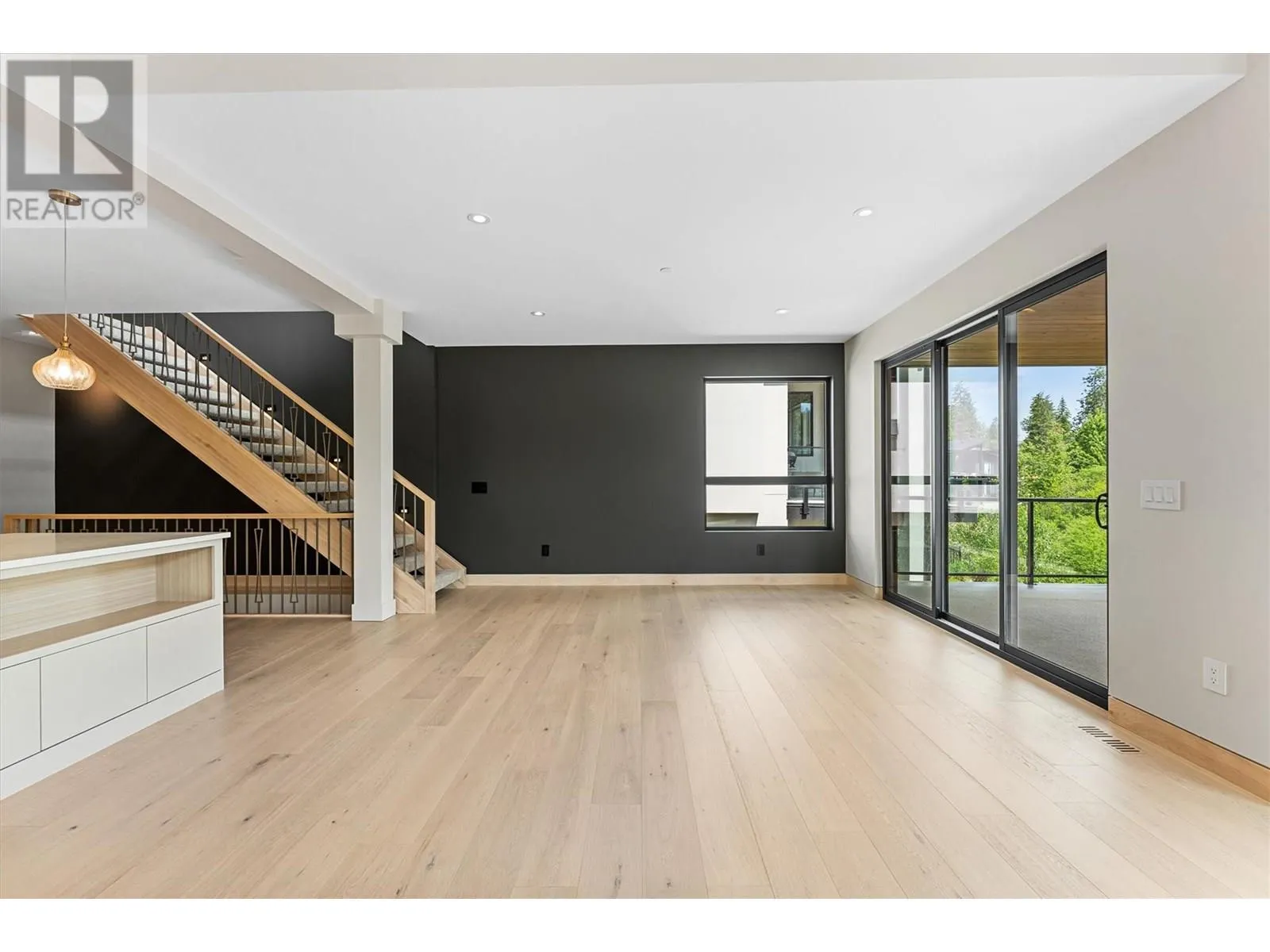 10313 Long Road