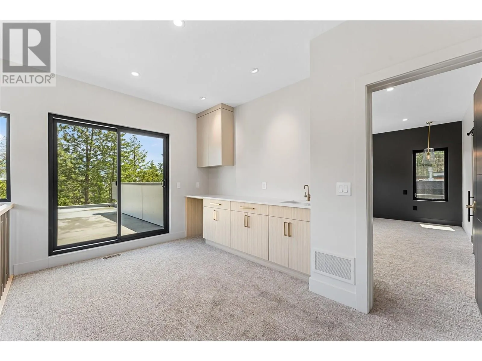 10313 Long Road