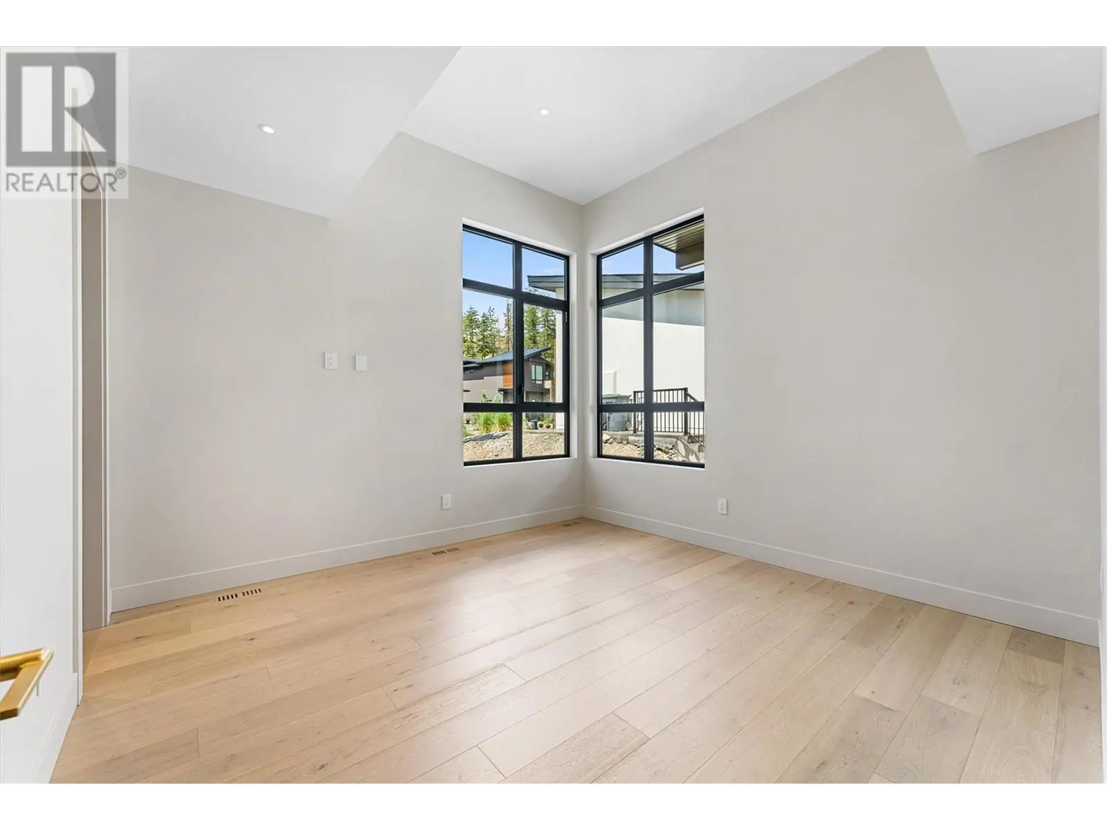 10313 Long Road