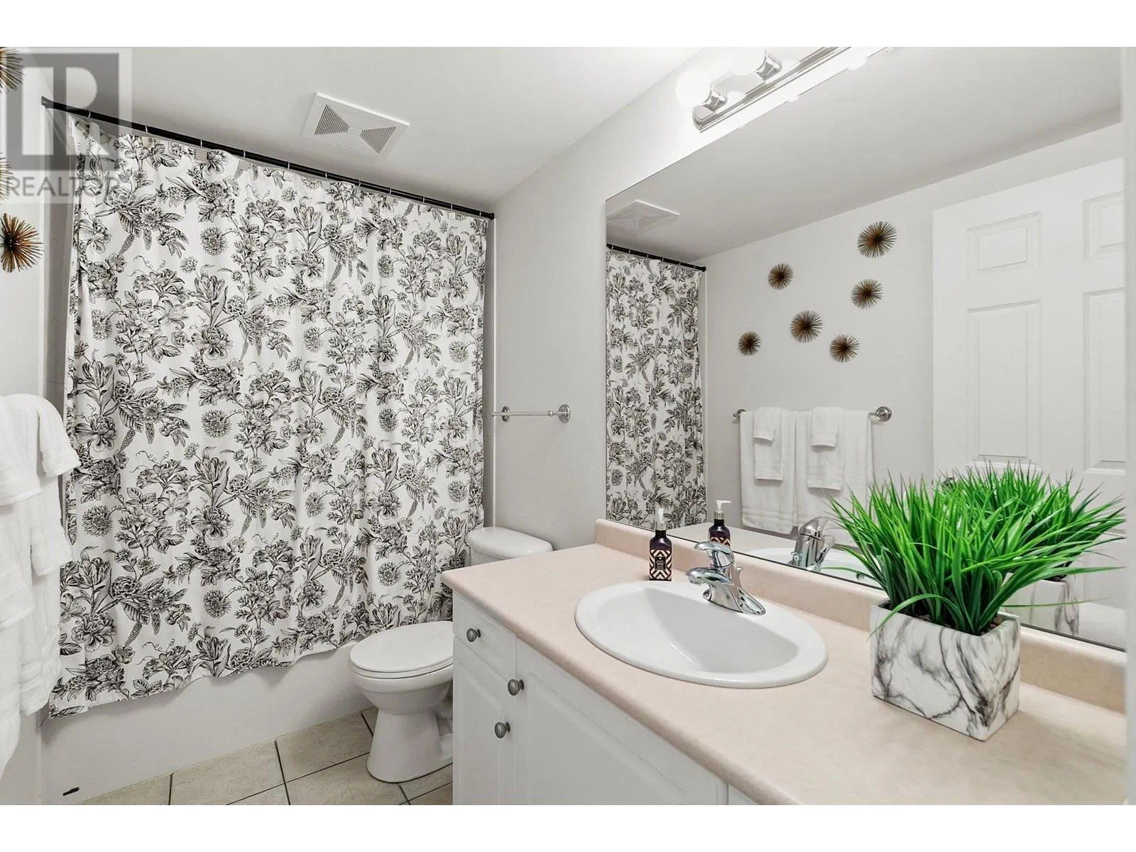 1088 Sunset Drive Unit# 535