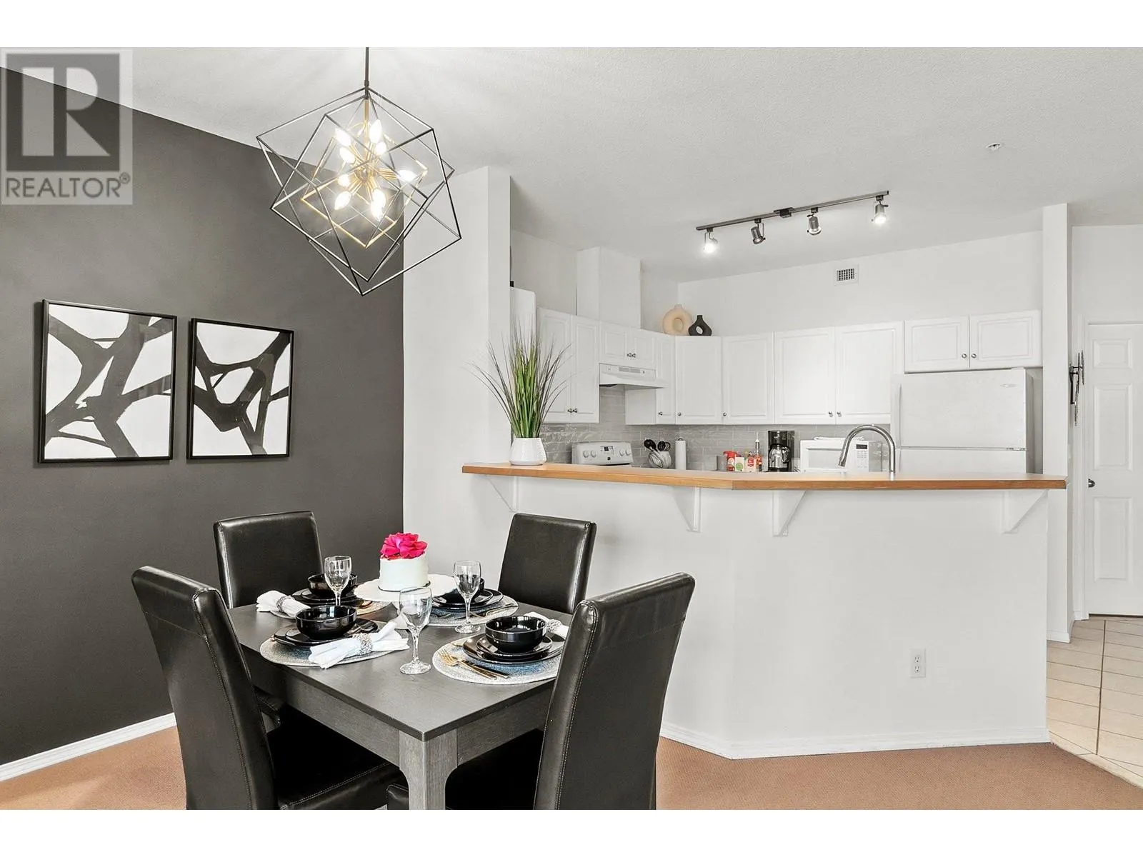 1088 Sunset Drive Unit# 535