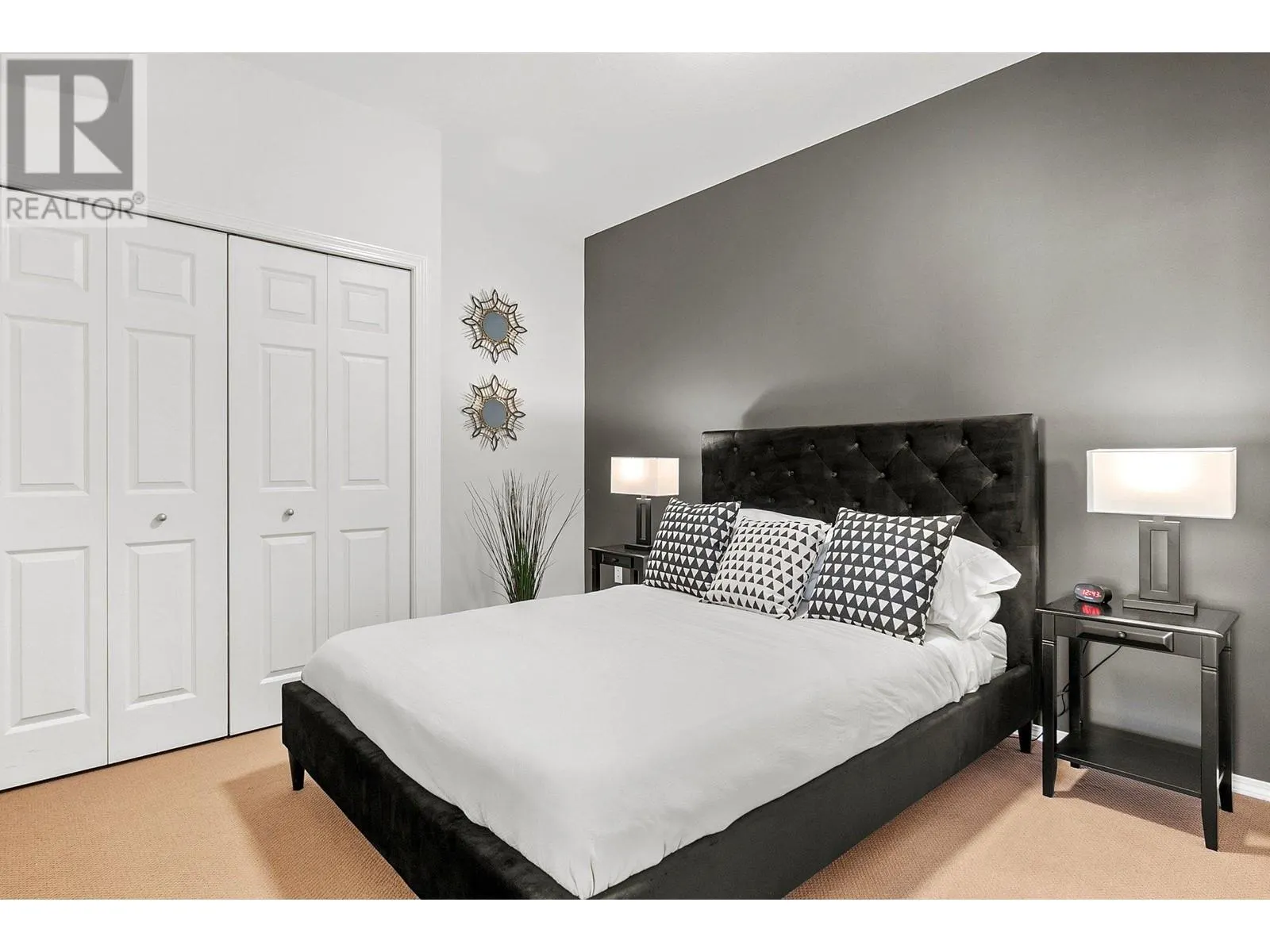 1088 Sunset Drive Unit# 535