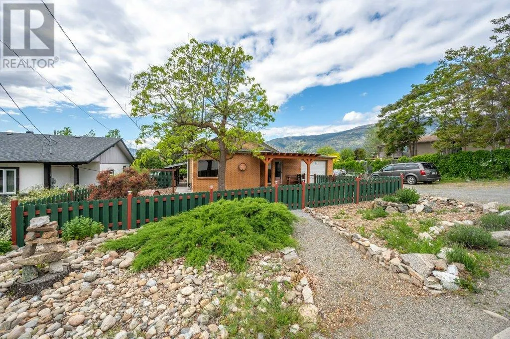 703 Similkameen Avenue