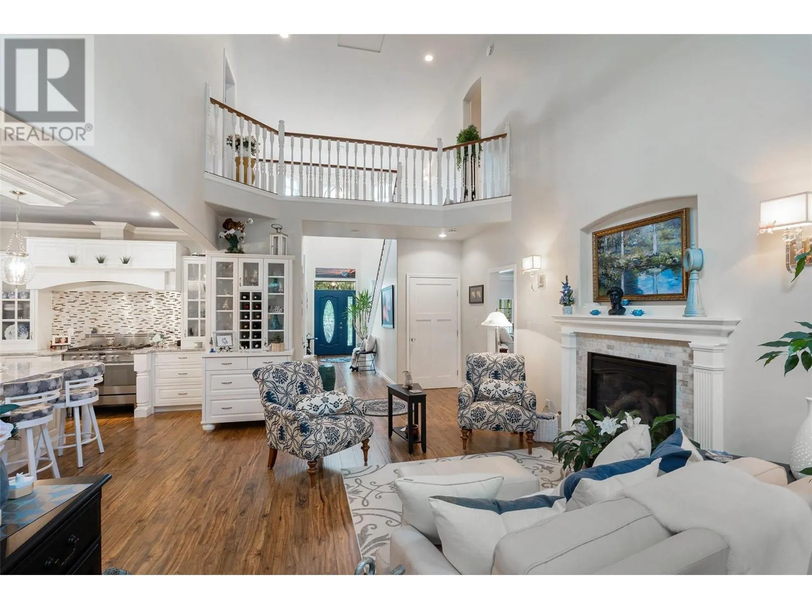 2696 FRASER Road