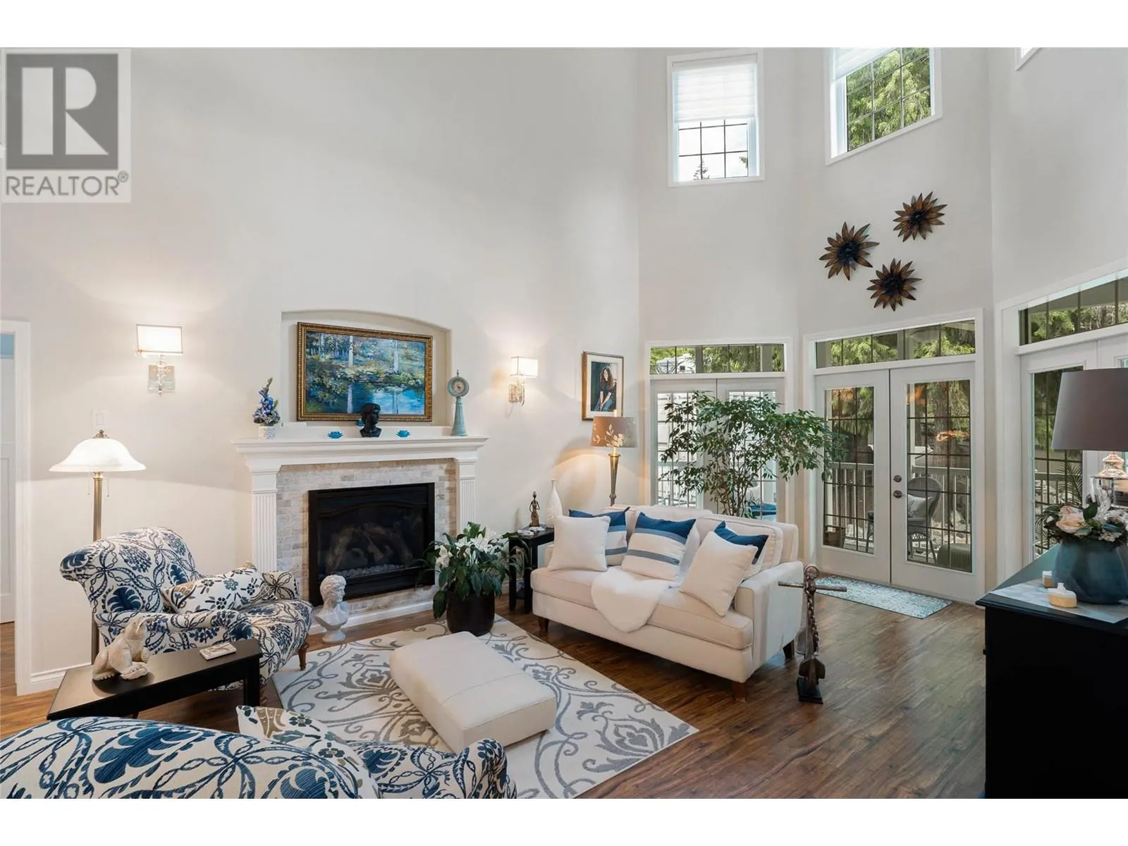 2696 FRASER Road