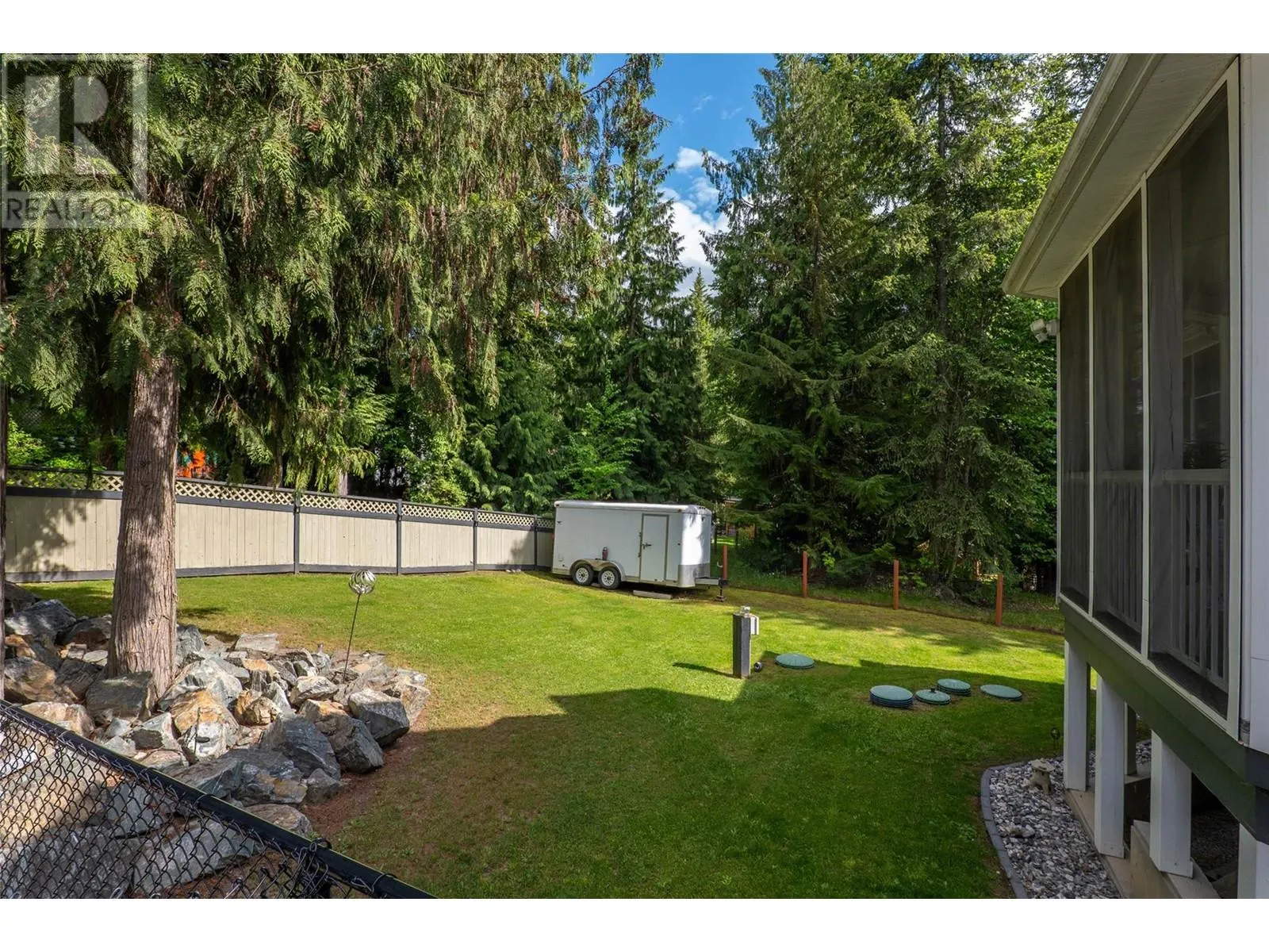 2696 FRASER Road