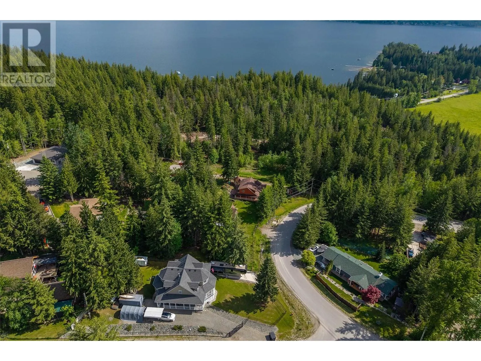 2696 FRASER Road