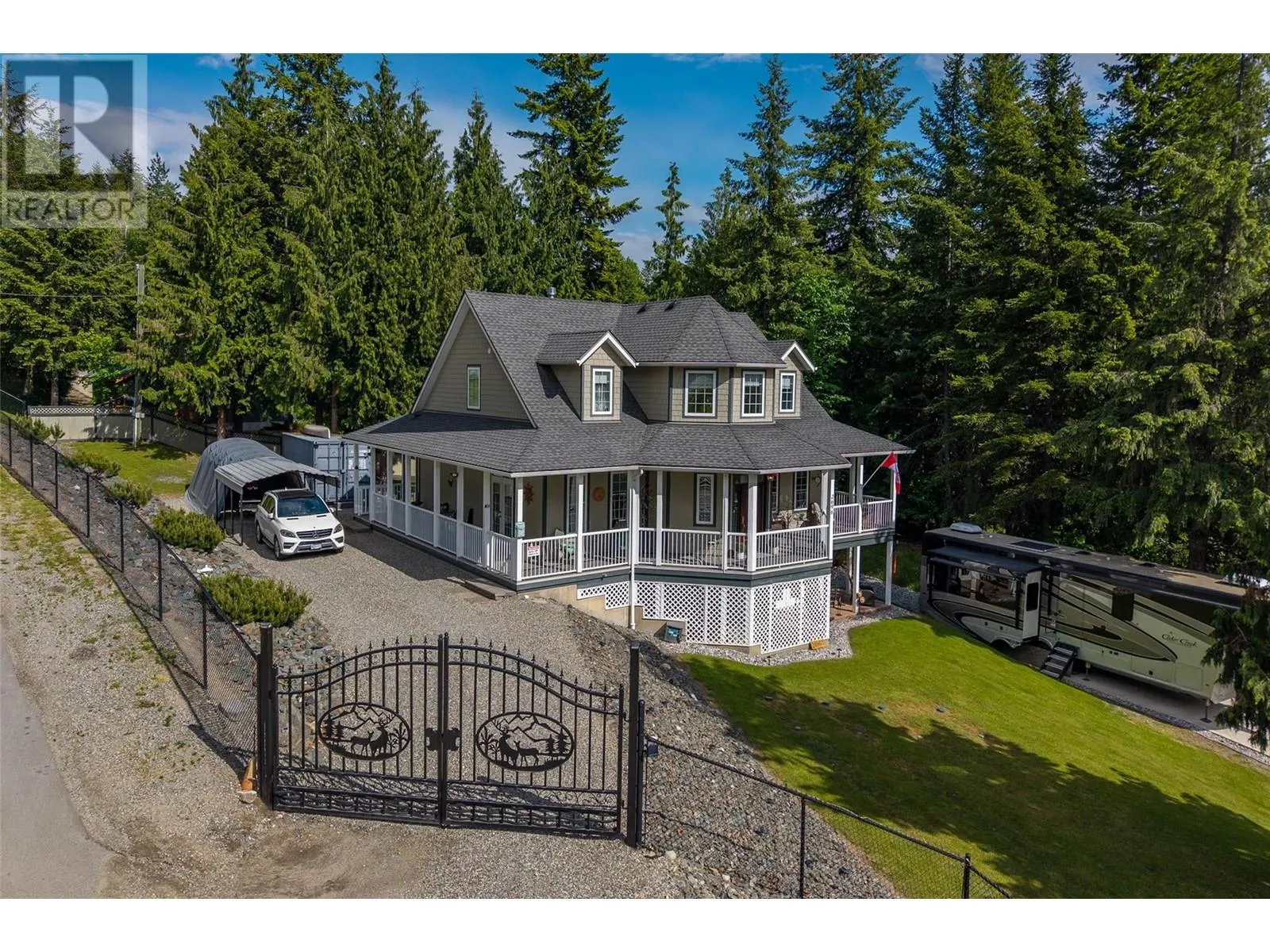 2696 FRASER Road