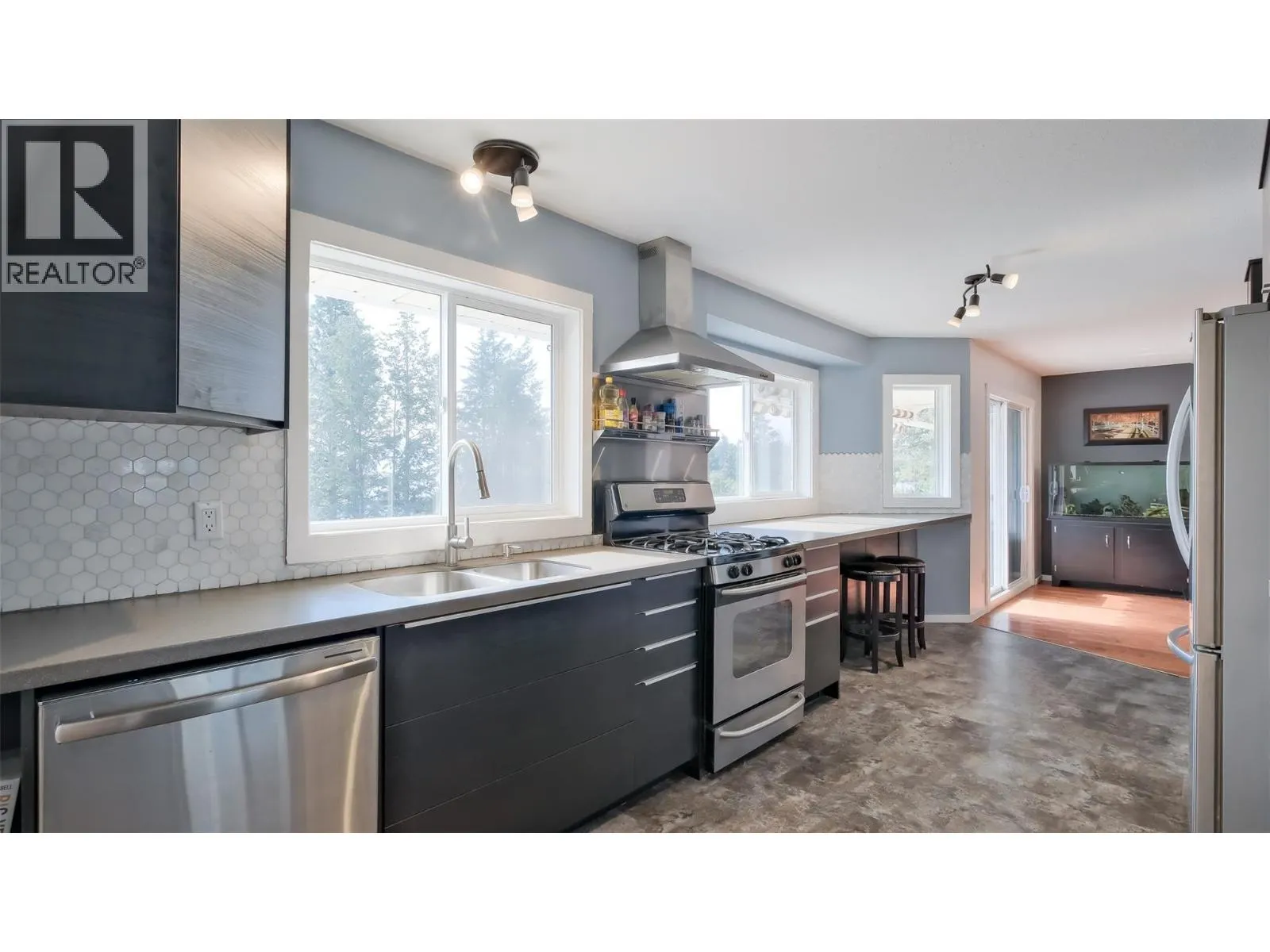1556 Blackwood Drive