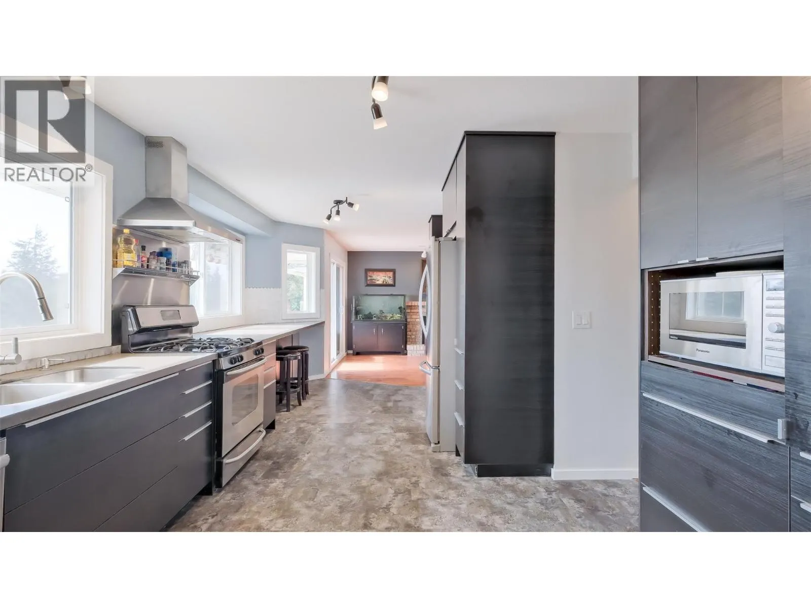 1556 Blackwood Drive