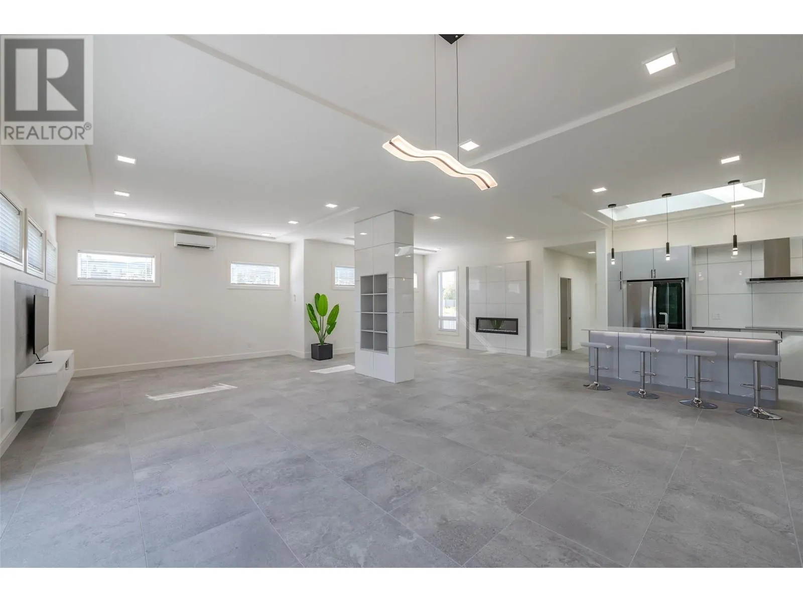 1723 TREFFRY Place