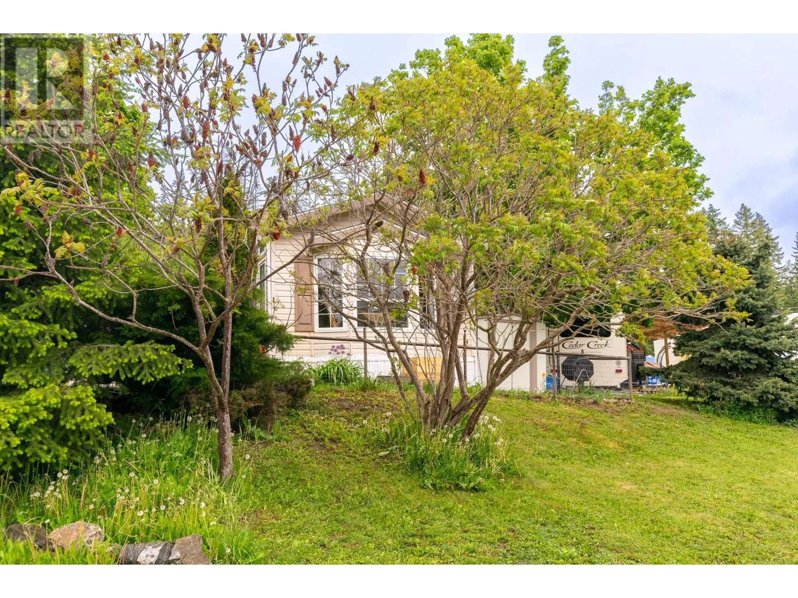 6696 Sunnybrae Canoe Point Road Unit# 12
