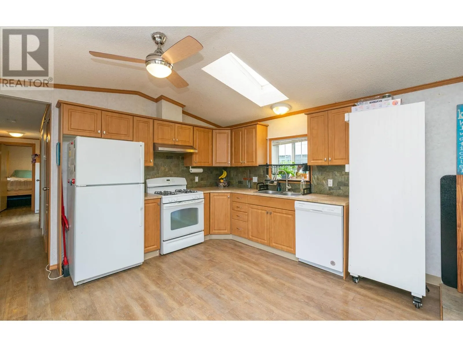 6696 Sunnybrae Canoe Point Road Unit# 12