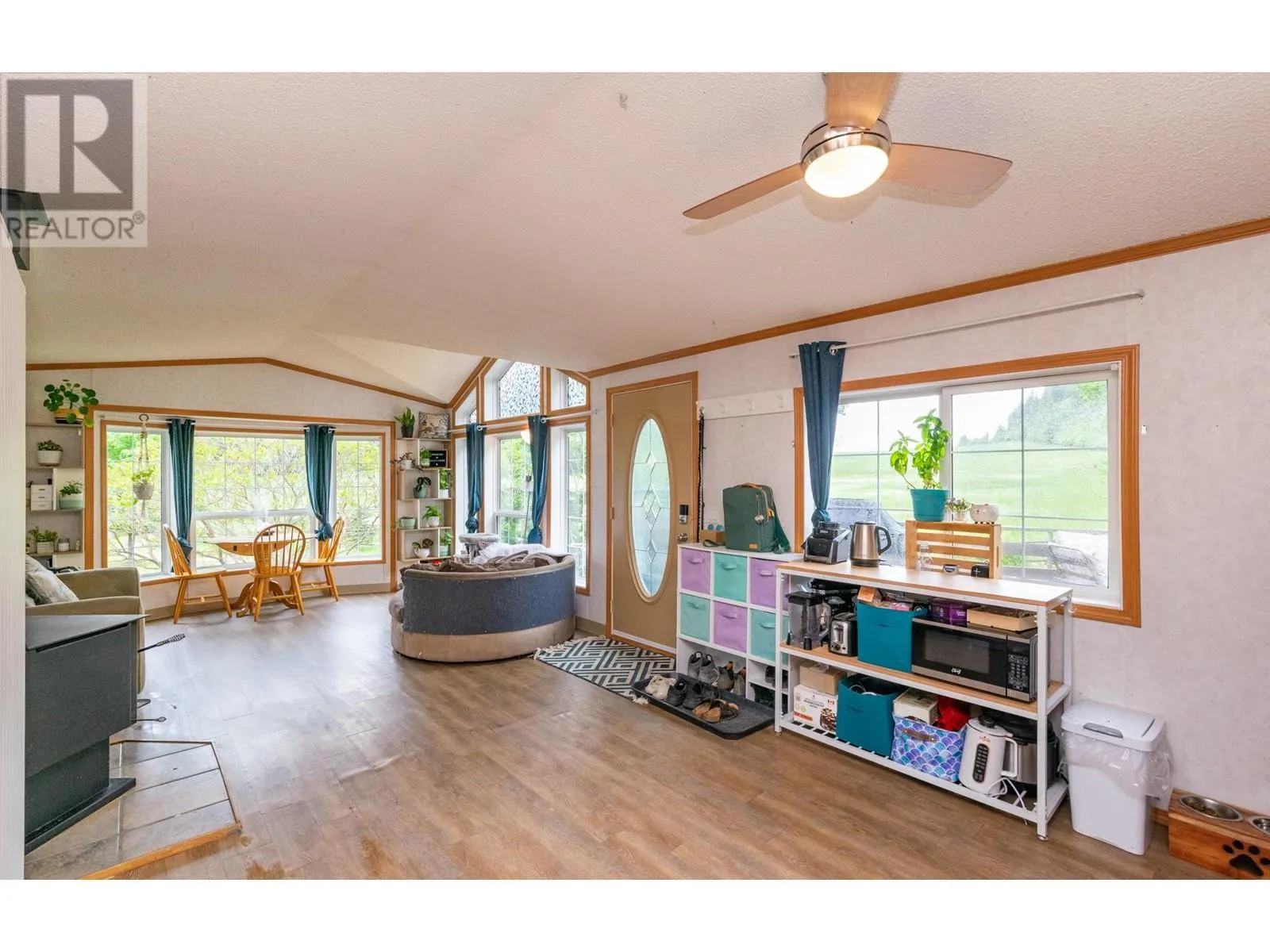 6696 Sunnybrae Canoe Point Road Unit# 12