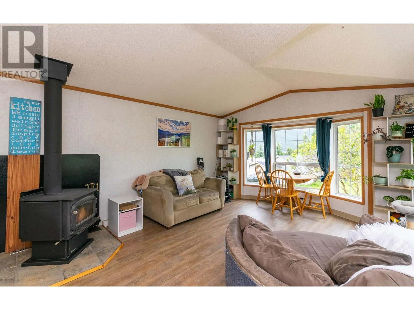 6696 Sunnybrae Canoe Point Road Unit# 12