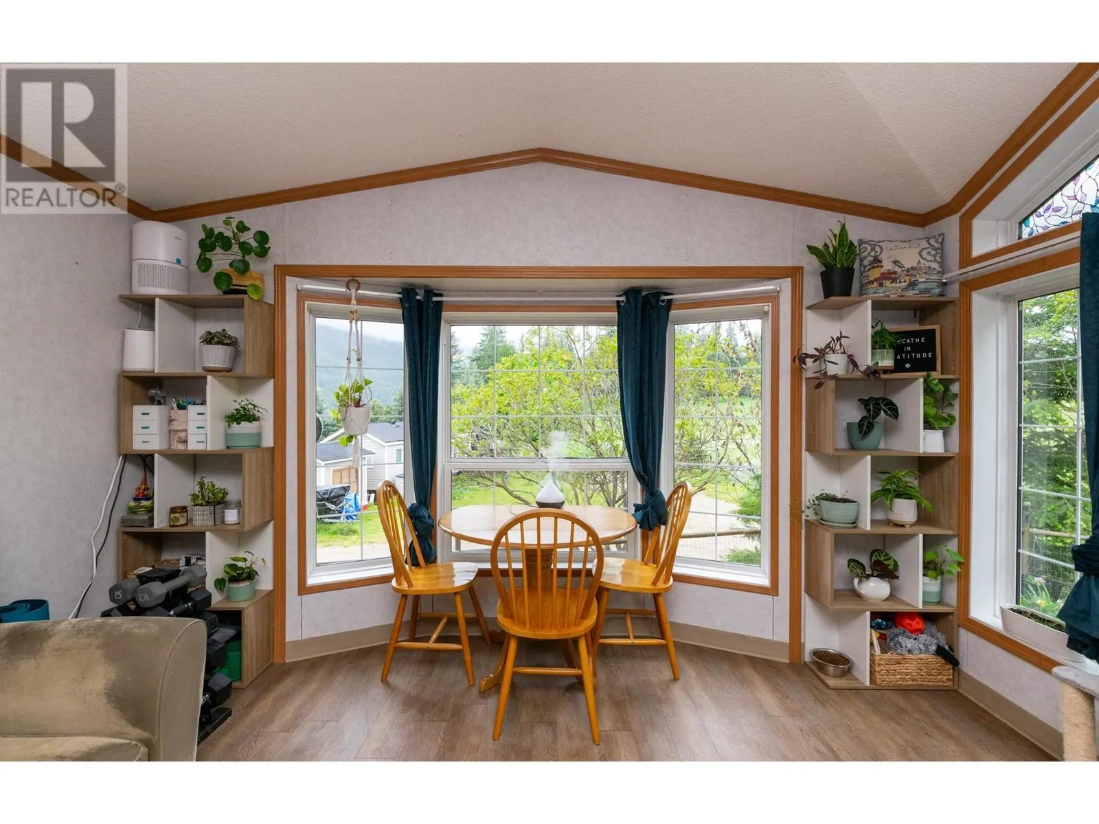6696 Sunnybrae Canoe Point Road Unit# 12