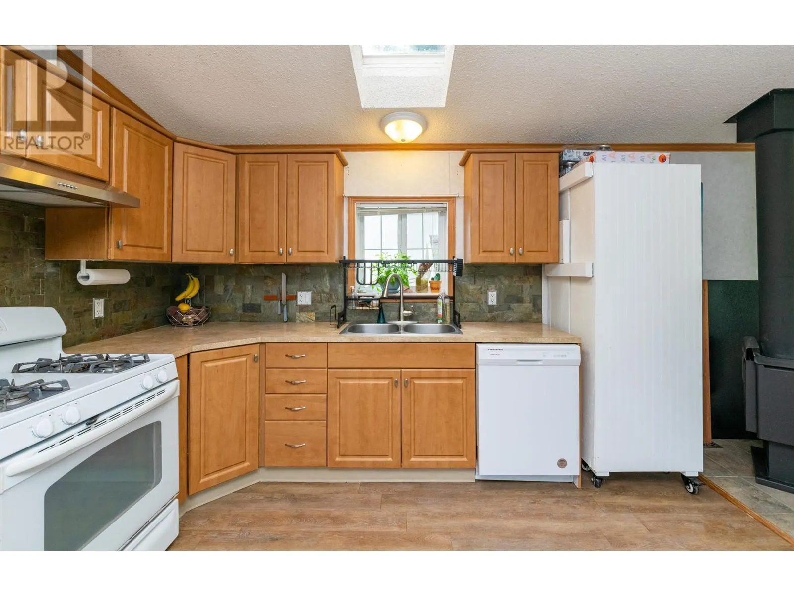 6696 Sunnybrae Canoe Point Road Unit# 12