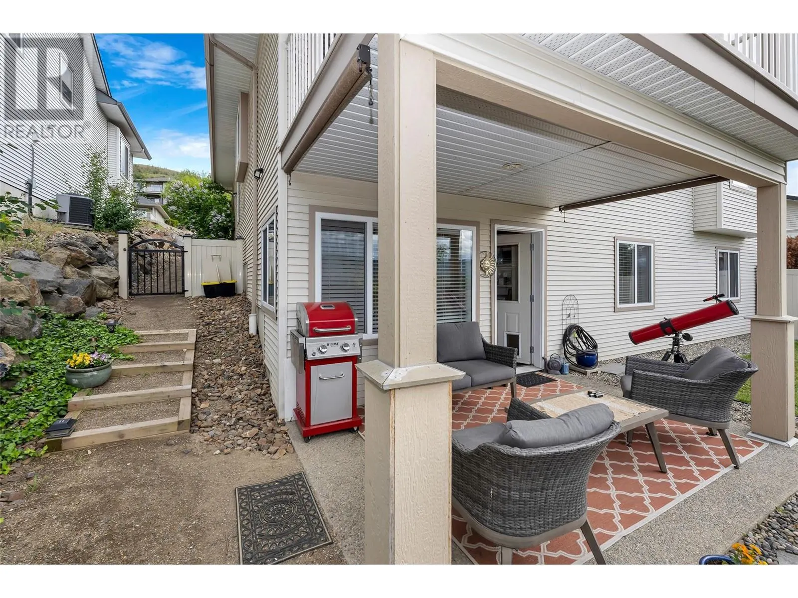 1070 Mt Fosthall Drive