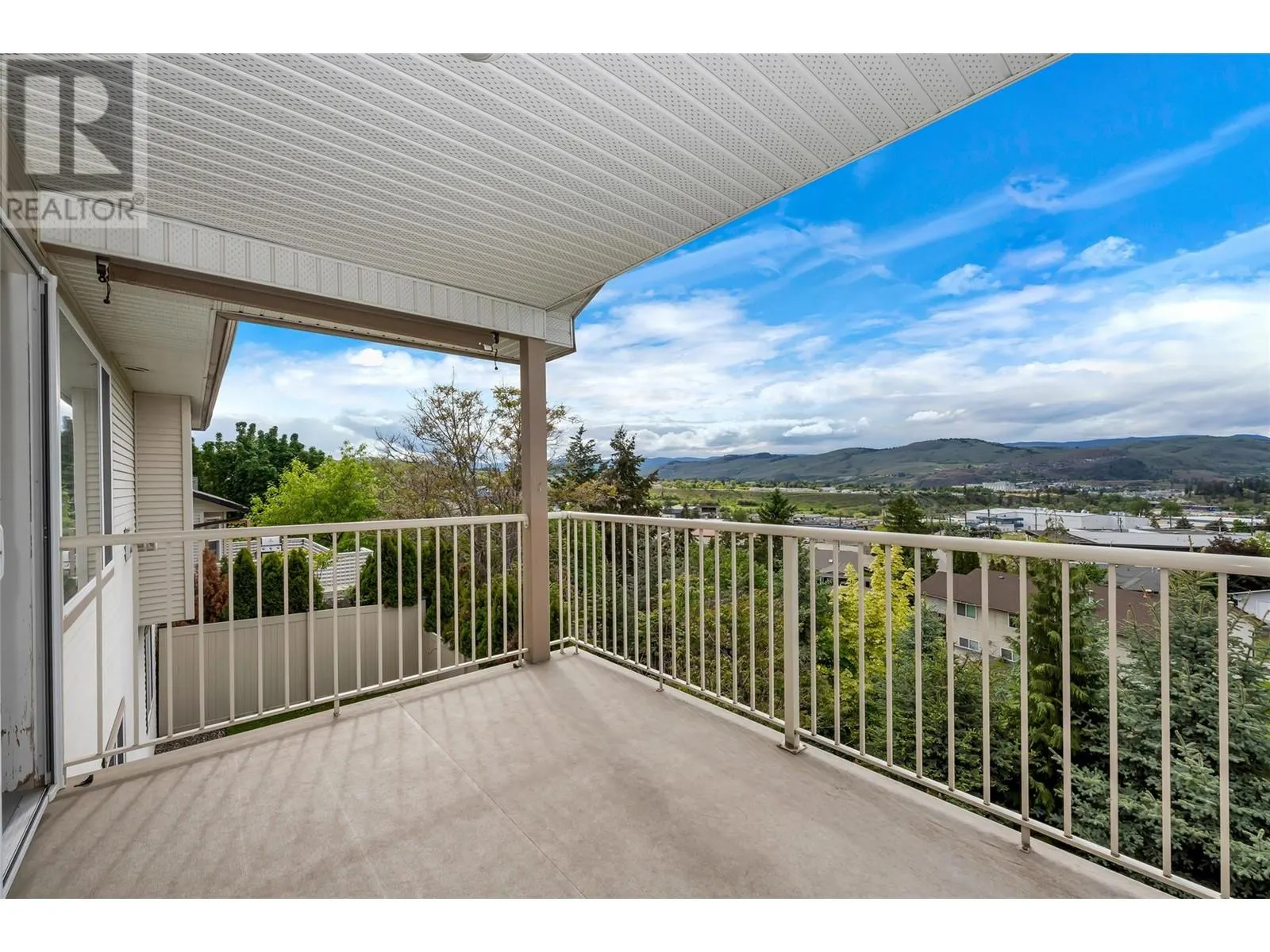 1070 Mt Fosthall Drive