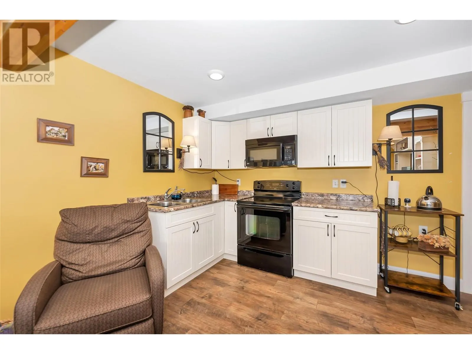 1070 Mt Fosthall Drive